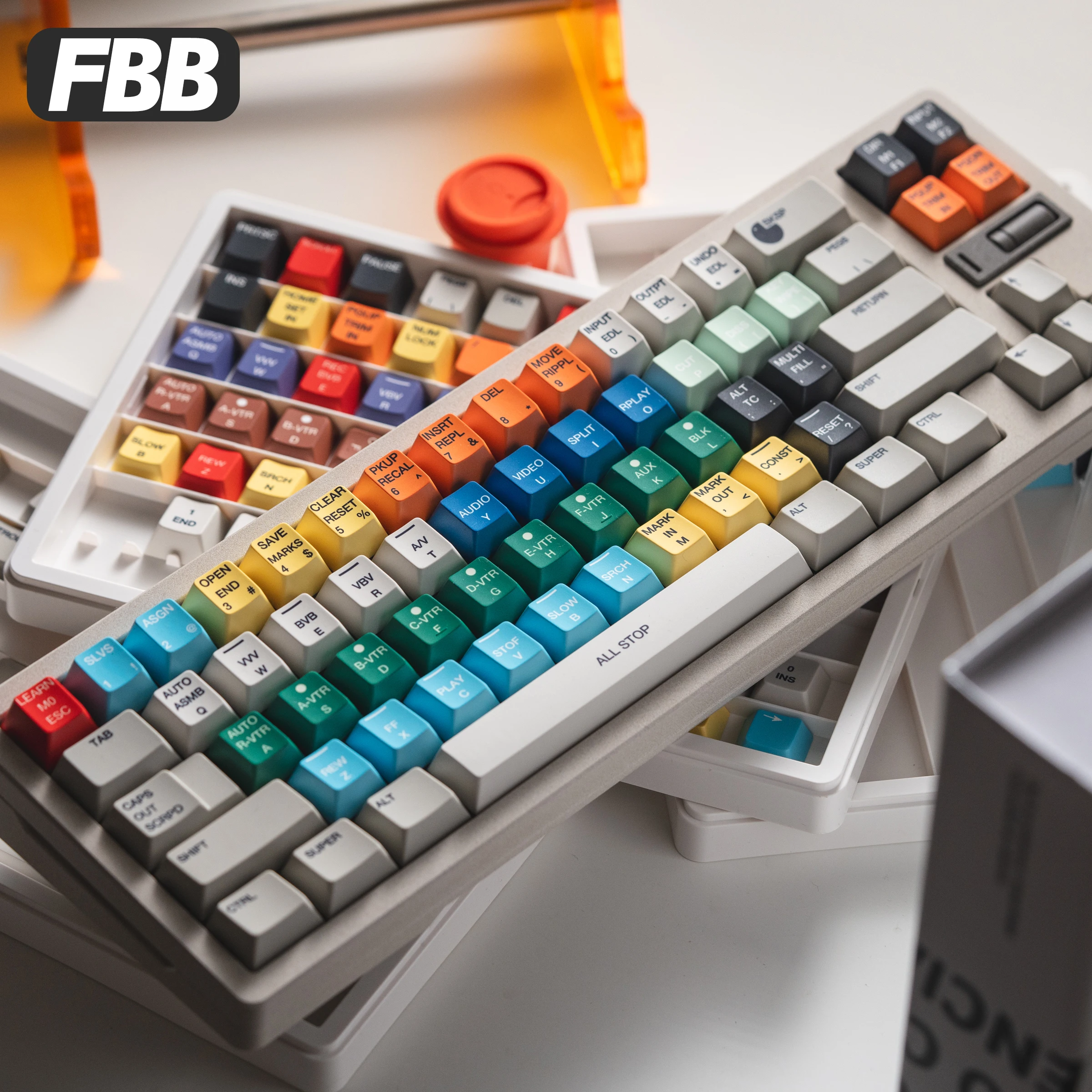 

Колпачки для клавиш FBB в стиле ретро GVK2, 154 клавиш, PBT Dye-Sub, индивидуальный профиль Cherry для игровой механической клавиатуры Mx Cherry Switch, 60% 75% комплект «сделай сам»