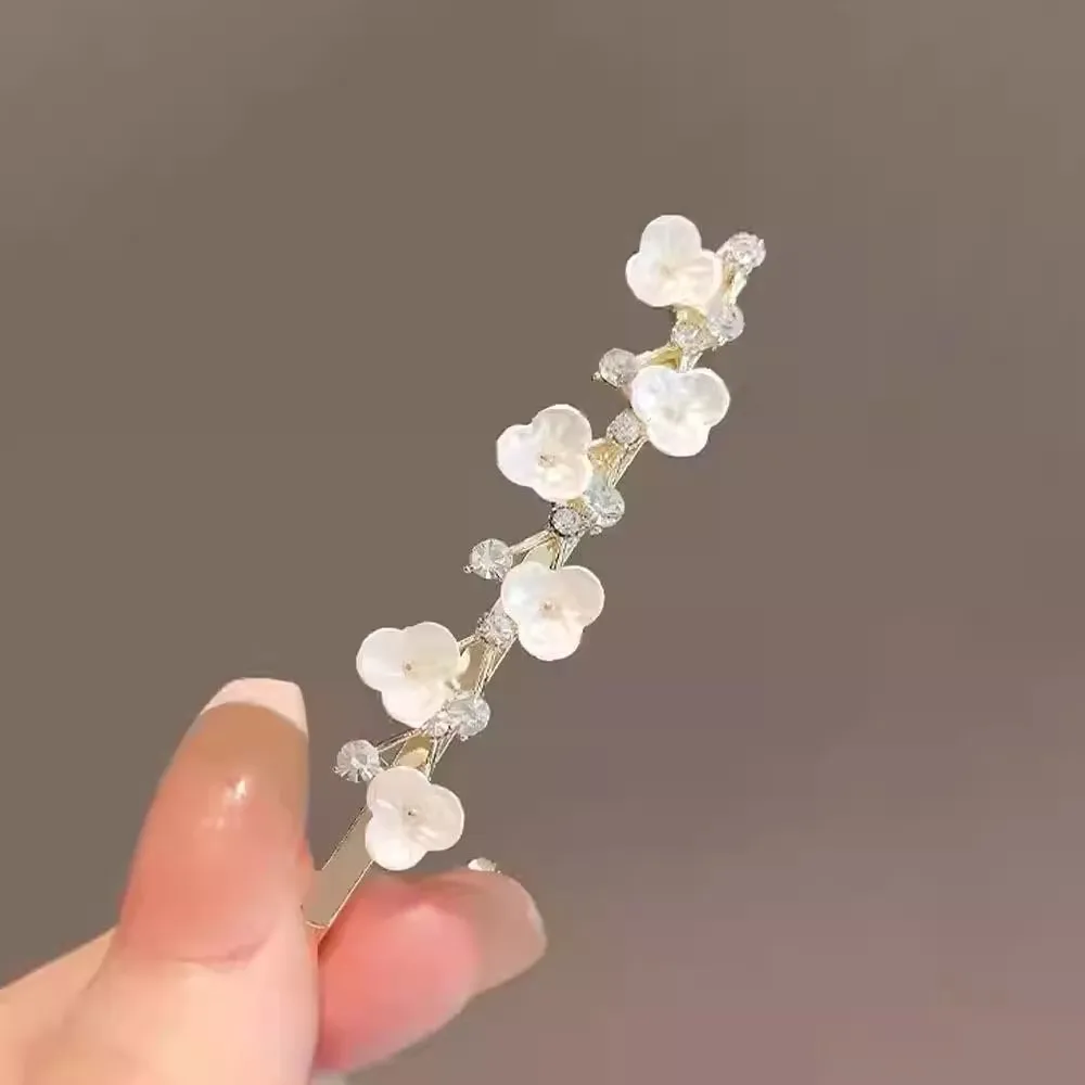 New Chinese-Style Retro White Plum Blossom Rhinestone Hairpin, Ancient-Style Rhinestone Side Clip, Bangs Clip, Hairpin