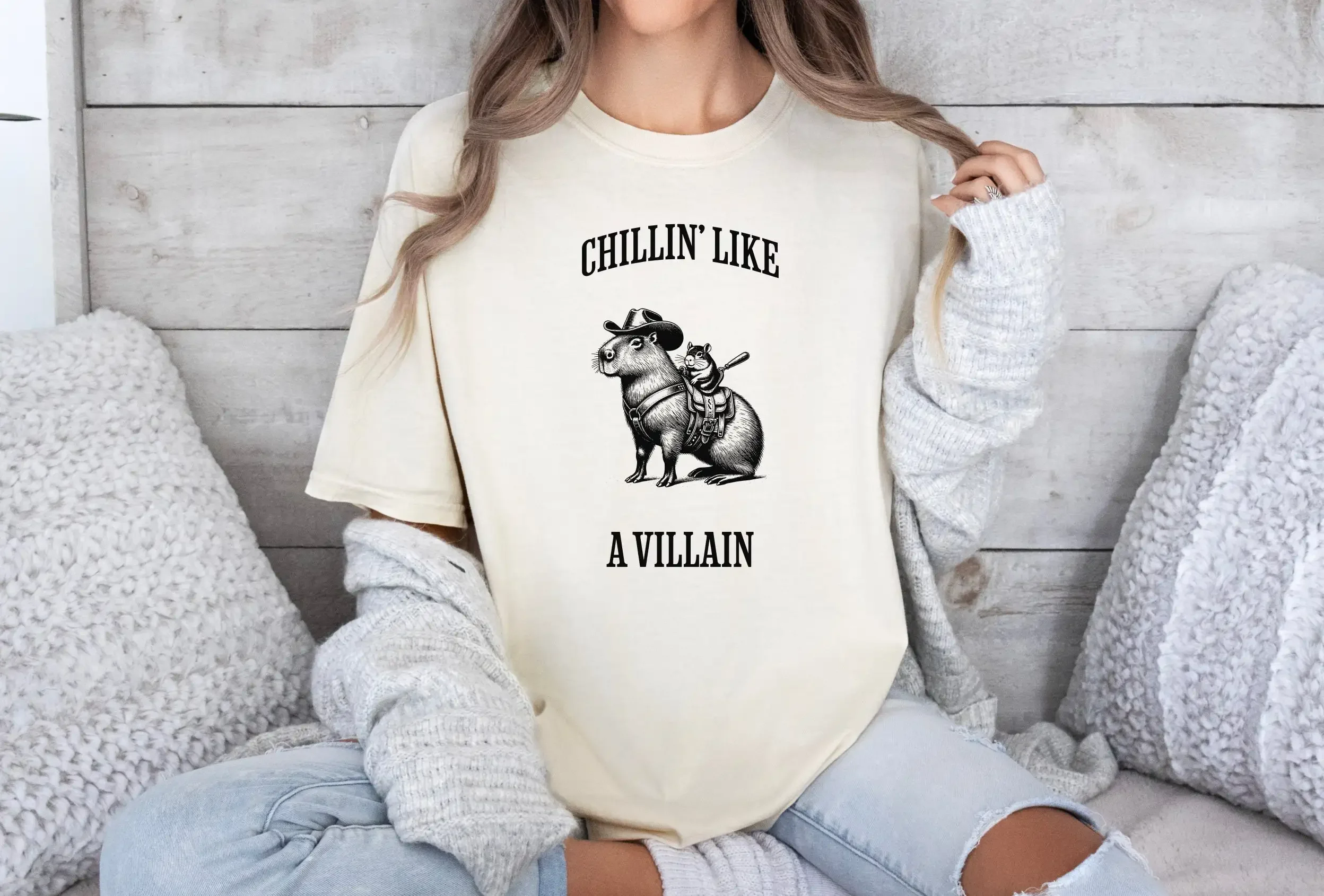 Chillin Like A Villain Capybara Rodent T Shirt Funny Vintage Cute Animal Lover For Her Him Western Theme