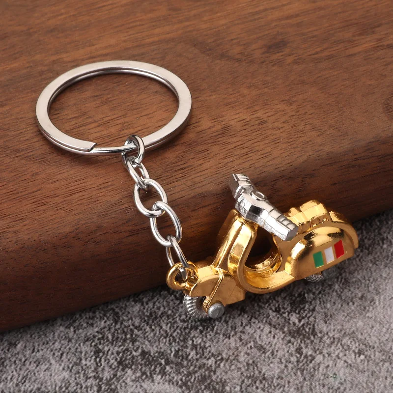 Fashion Keychain Stylish 3D Motorcycle Scooter Car Key Chains Keyfob Classic Electric Cars Keyring Pendant Unisex Gift