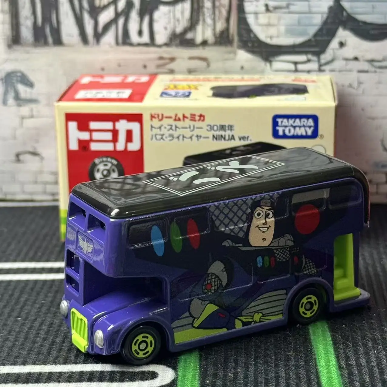 Takara Tomy Dream Tomica SP Disney ΠΡΡΠΎΡΠΈΡ ΠΈΠ³ΡΡΡΠ΅ΠΊ ΠΡΠΈΠ³ΠΈΠ½Π°Π»ΡΠ½Π°Ρ ΠΊΠΎΠ»Π»Π΅ΠΊΡΠΈΡ Buzz ΠΠ΅Π³ΠΊΠΎΡΠΏΠ»Π°Π²Π½ΡΠΉ Π°Π²ΡΠΎΠΌΠΎΠ±ΠΈΠ»Ρ ΠΠΈΡΠ°Ρ ΠΏΠΎΠ΄ Π΄Π°Π²Π»Π΅Π½ΠΈΠ΅ΠΌ ΠΌΠΎΠ΄Π΅Π»Ρ Π Π΅ΠΏΠ»ΠΈΠΊΠ° ΡΠ΅ΡΠΈΠΈ ΠΠ΅ΡΡΠΊΠΈΠ΅ ΠΏΠΎΠ΄Π°ΡΠΊΠΈ Π΄Π»Ρ ΠΌΠ°Π»ΡΡΠΈΠΊΠΎΠ² Takara Tomy Dream Tomica SP Disney ΠΡΡΠΎΡΠΈΡ ΠΈΠ³ΡΡΡΠ΅ΠΊ ΠΡΠΈΠ³ΠΈΠ½Π°Π»ΡΠ½Π°Ρ ΠΊΠΎΠ»Π»Π΅ΠΊΡΠΈΡ Buzz ΠΠ΅Π³ΠΊΠΎΡΠΏΠ»Π°Π²Π½ΡΠΉ Π°Π²ΡΠΎΠΌΠΎΠ±ΠΈΠ»Ρ ΠΠΈΡΠ°Ρ ΠΏΠΎΠ΄ Π΄Π°Π²Π»Π΅Π½ΠΈΠ΅ΠΌ ΠΌΠΎΠ΄Π΅Π»Ρ Π Π΅ΠΏΠ»ΠΈΠΊΠ° ΡΠ΅ΡΠΈΠΈ ΠΠ΅ΡΡΠΊΠΈΠ΅ ΠΏΠΎΠ΄Π°ΡΠΊΠΈ Π΄Π»Ρ ΠΌΠ°Π»ΡΡΠΈΠΊΠΎΠ²