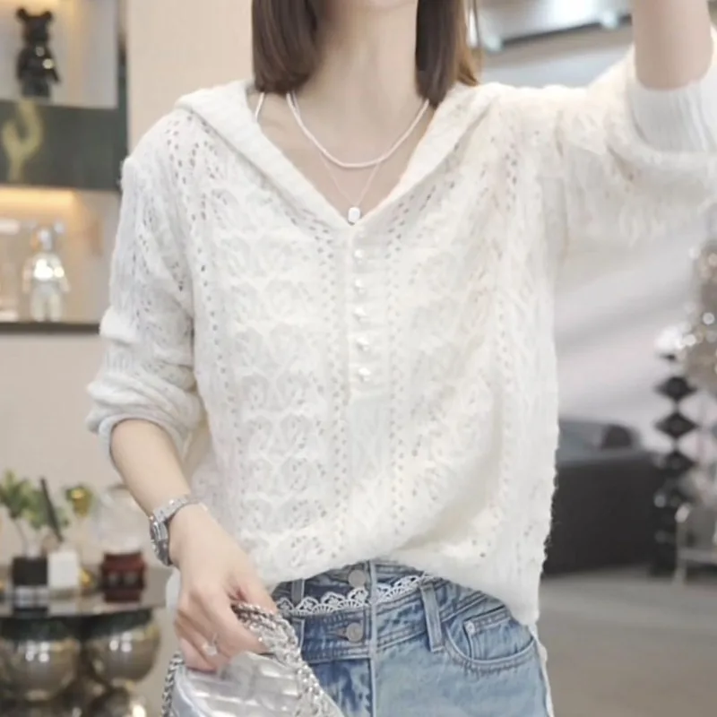 

2025 New French Style Crochet Hollow Knit Sweater Spring Thin Lazy Fashion Long Sleeve Top Gentle Age Reducing248