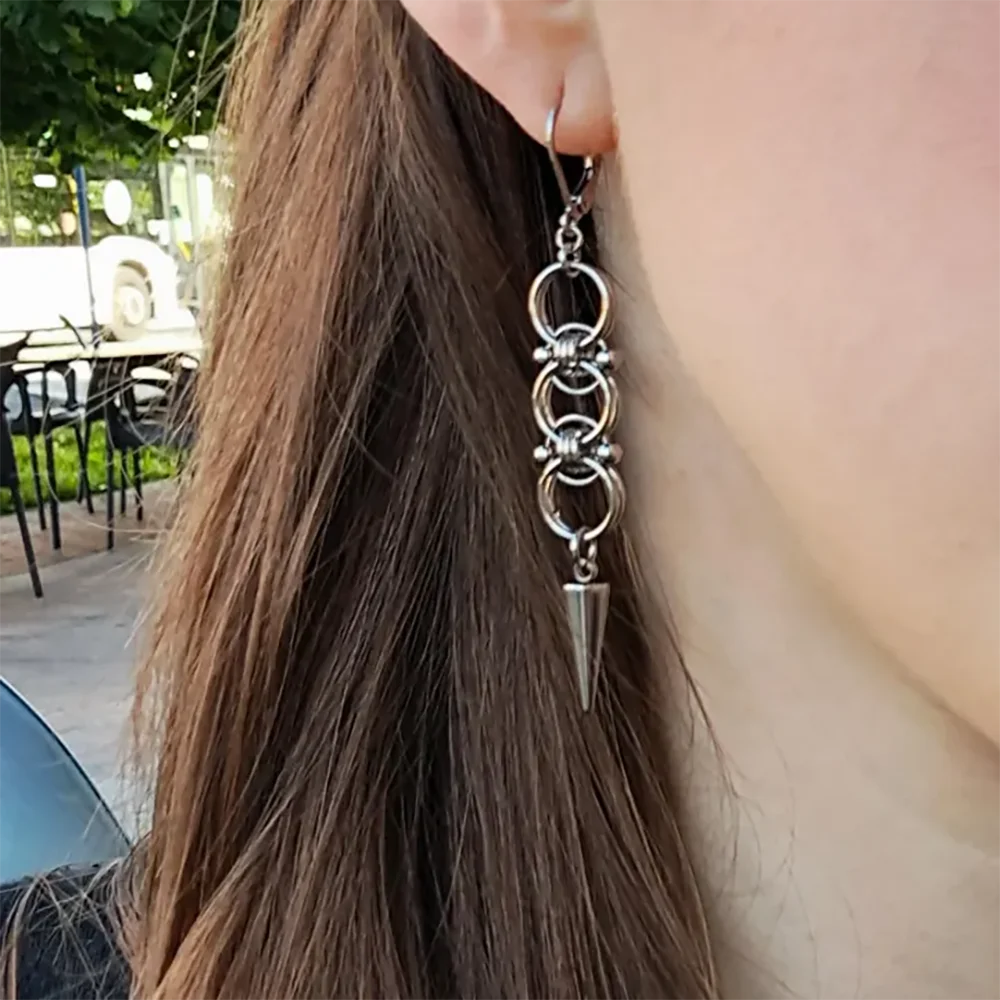 القوطية الشرير اليدوية الفولاذ المقاوم للصدأ سبايك هوب أقراط للنساء الجرونج Y2K البيزنطية Chainmail سلسلة استرخى أقراط