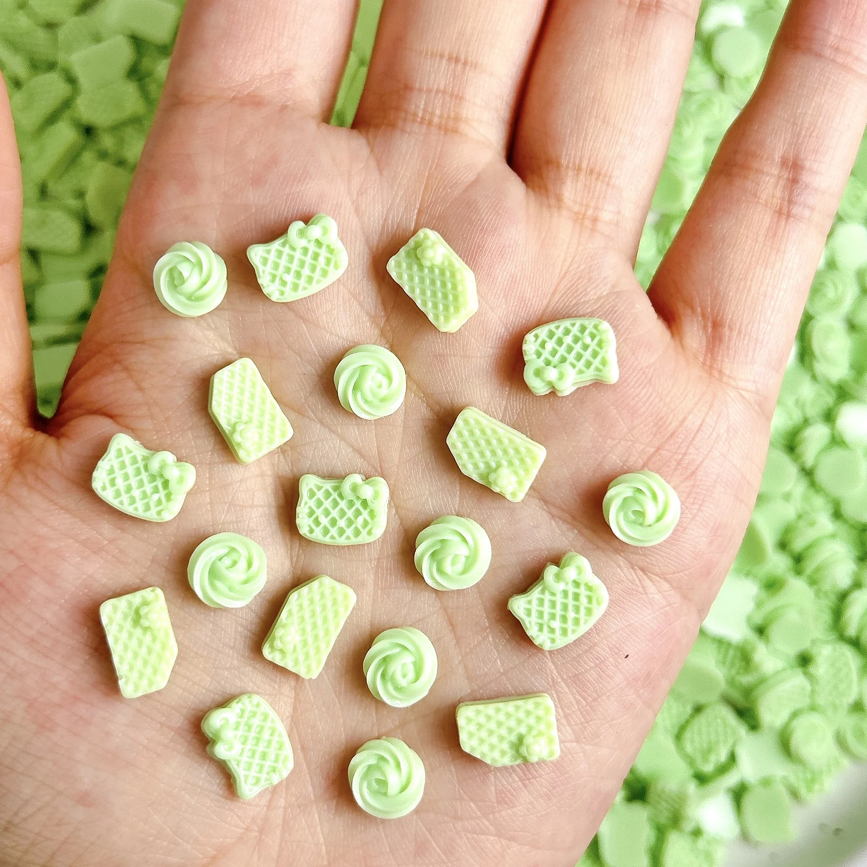 30 pièces créatif simulé fleur bourgeon Biscuits ongles breloques mignon lumineux tête de chat cranté Biscuits résine Nail Art décorations bricolage