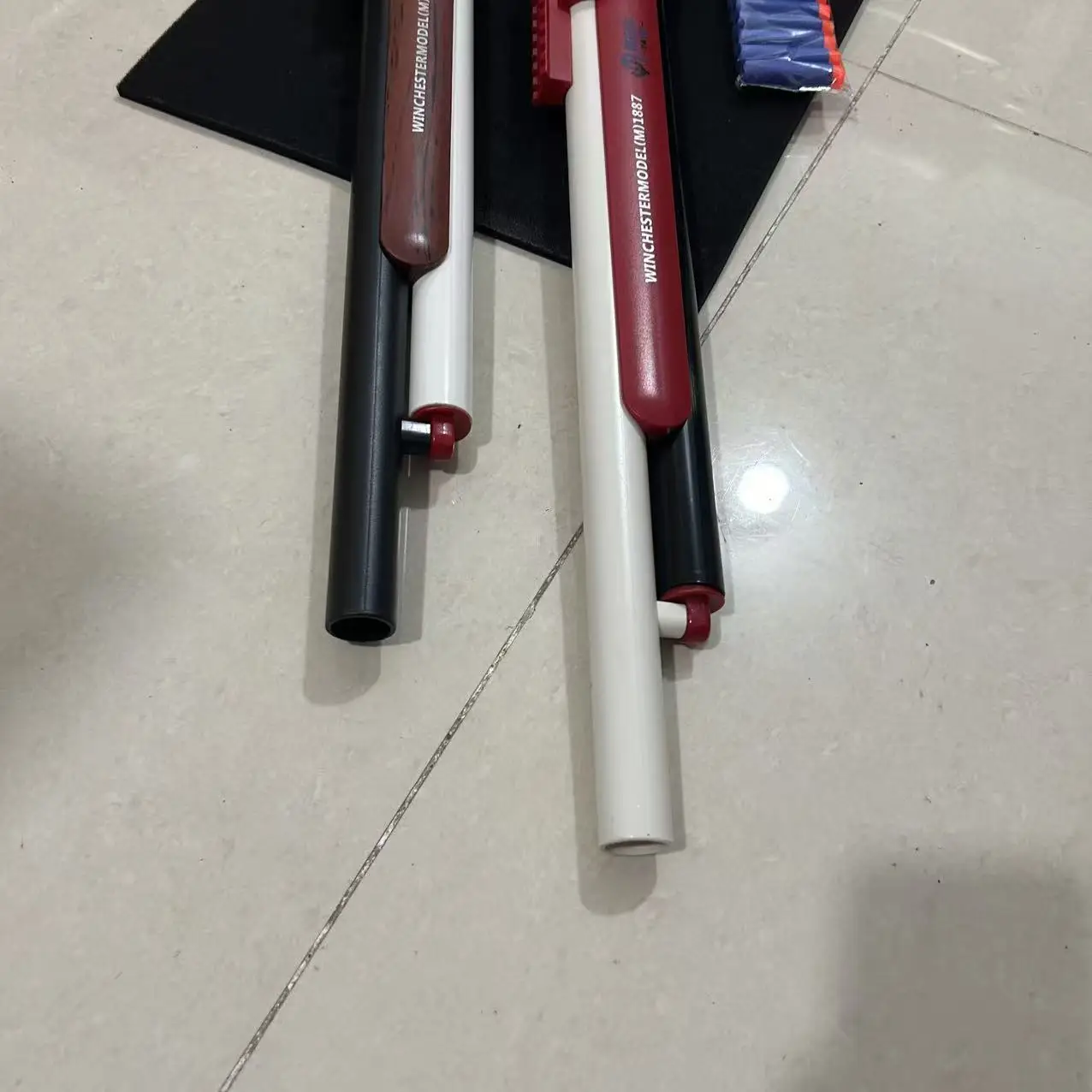 Winchester M1887 Lever Action Revolver Replica Speelgoedcadeau voor kinderen - Soft Bullet Gun Houtkleur Grijs Rood Grijs Pistool