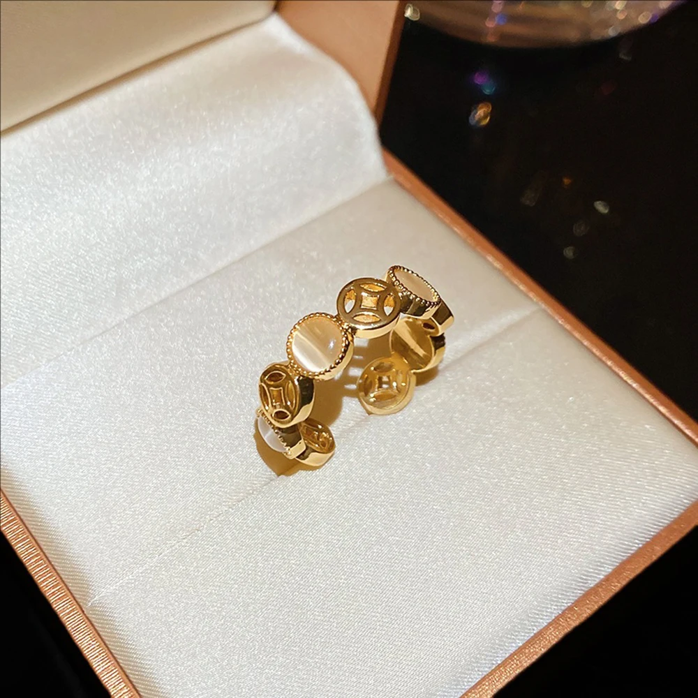 

Geometric Circular Copper Coin Hollowed-out Cat's Eye Open Ring Fashionable Index Finger Rings Niche Design Jewelry