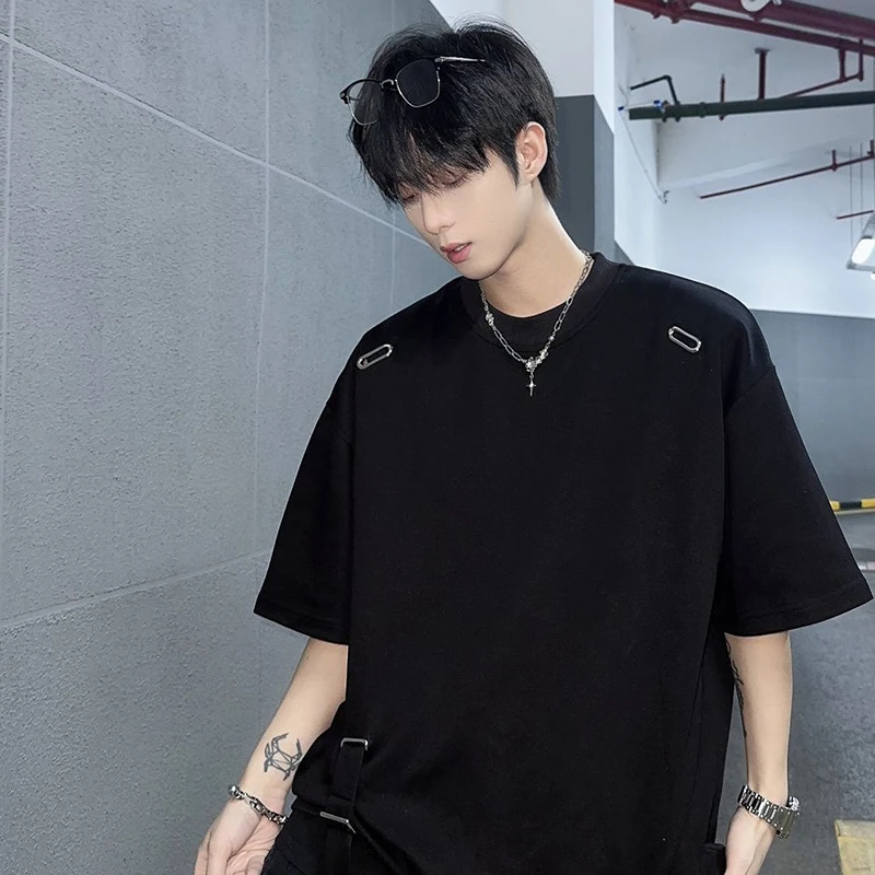 Summer Metal Design Straps Adjustable Men O Neck Short Sleeve Sweatshirt High Street Fashion Hip Hop Oversized T Shirt Black Red