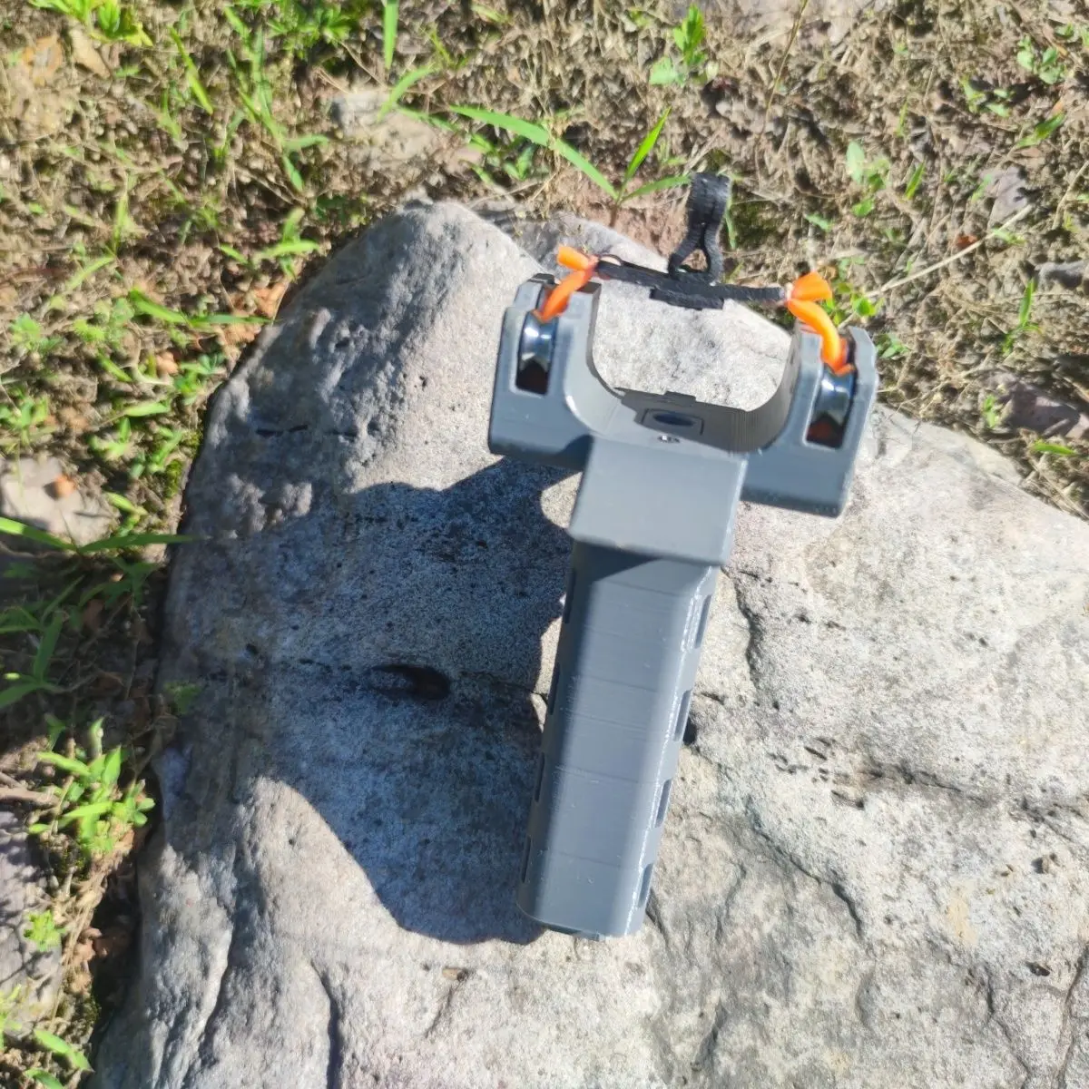 Outdoor Portable EDC Creative 3D Printing Continuous Slingshot Metal Pulley Magnetic Suction Pocket Fast Loading Camping Tools view 4