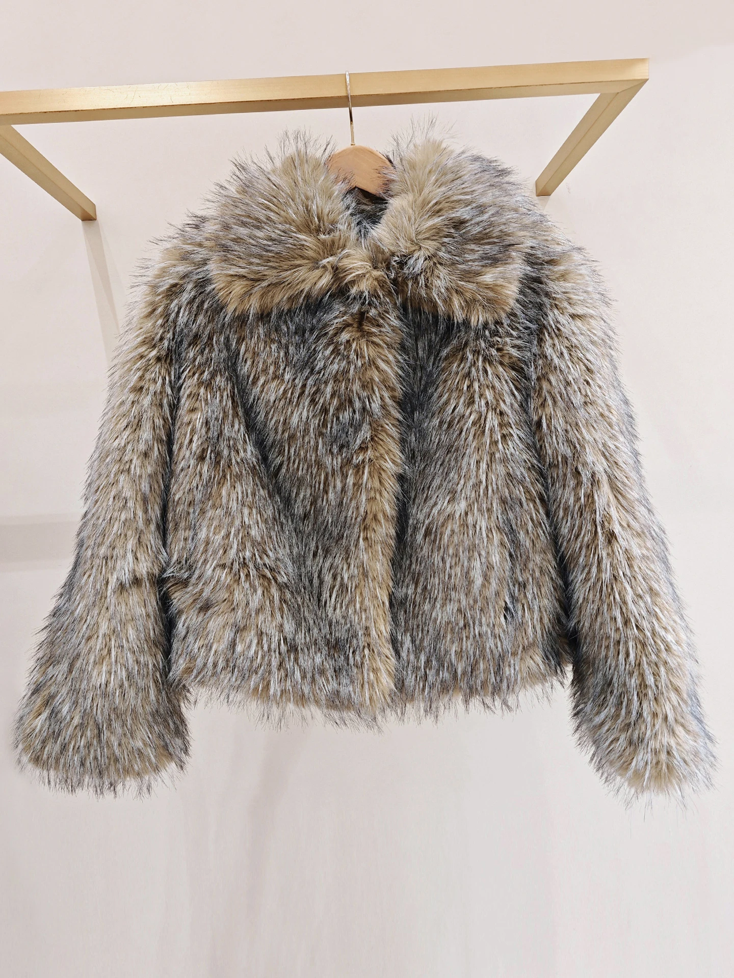 M Home Southern Oil High End Faion da donna 2025 Autunno Inverno Retro High End Colletto in pelliccia Jaet Cappotto ort Capispalla