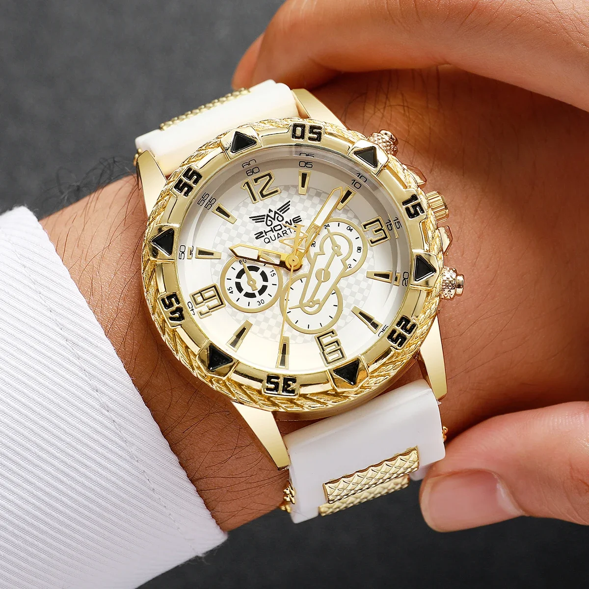 Fashion Silicone Strap  Men Sports Watches Large Dial  Male's Dress Wristwatches Clock Gift Relogio Masculino（Without Box）