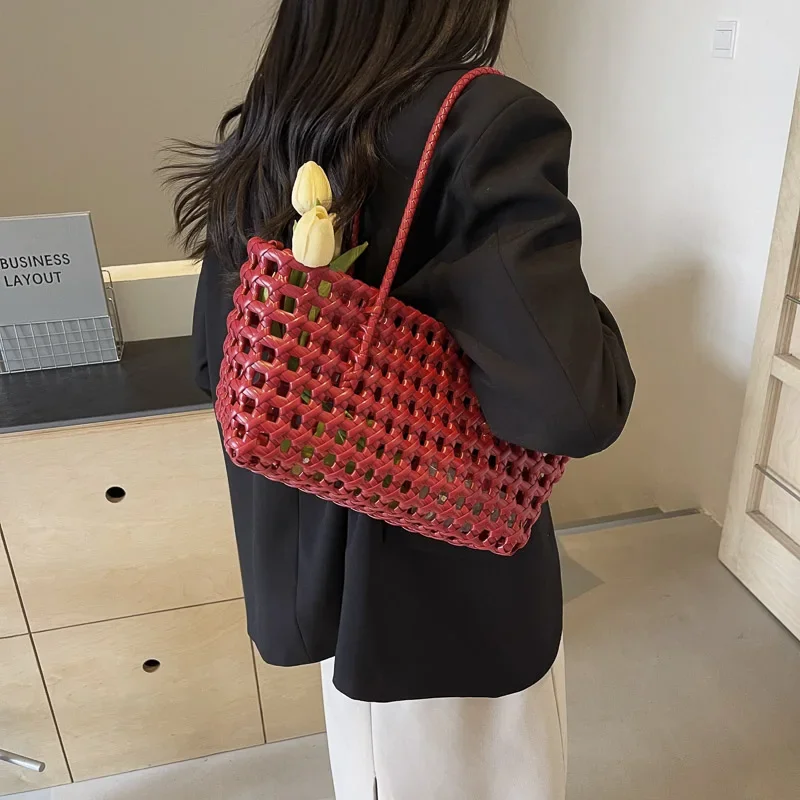 LEFTSIDE Small Solid Color Weave Tote Bags for Women 2024 Fashion Summer Shoulder Bags Simple Handbags Hollow Out Beach Bag