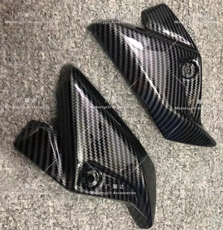 Applicable to GSR400 GSR600 motorcycle headlamp side bracket fairing carbon fiber paint