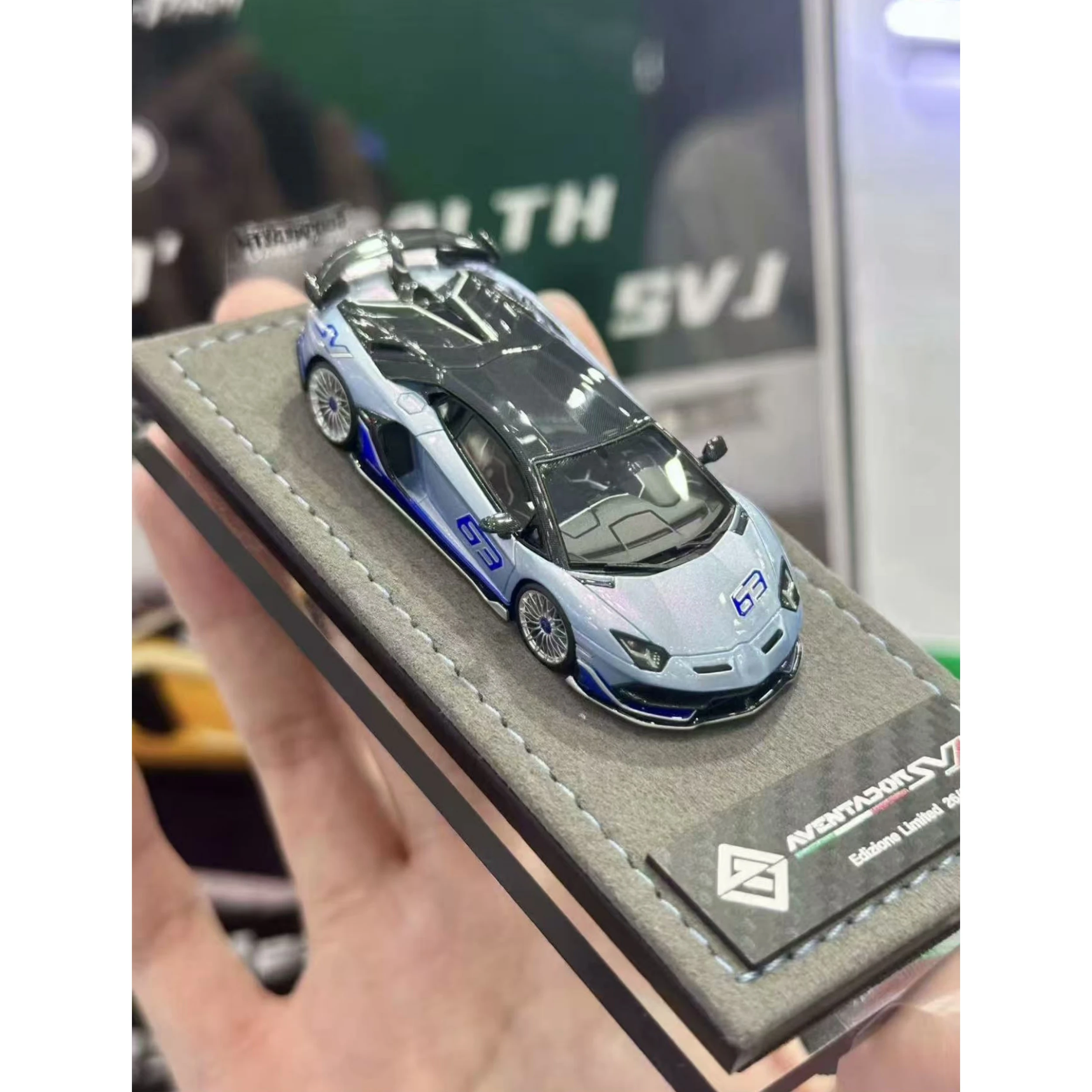 

GW God Wealth 1:64 Aventador SVJ Diecast Model Car Resin Limited edition New product