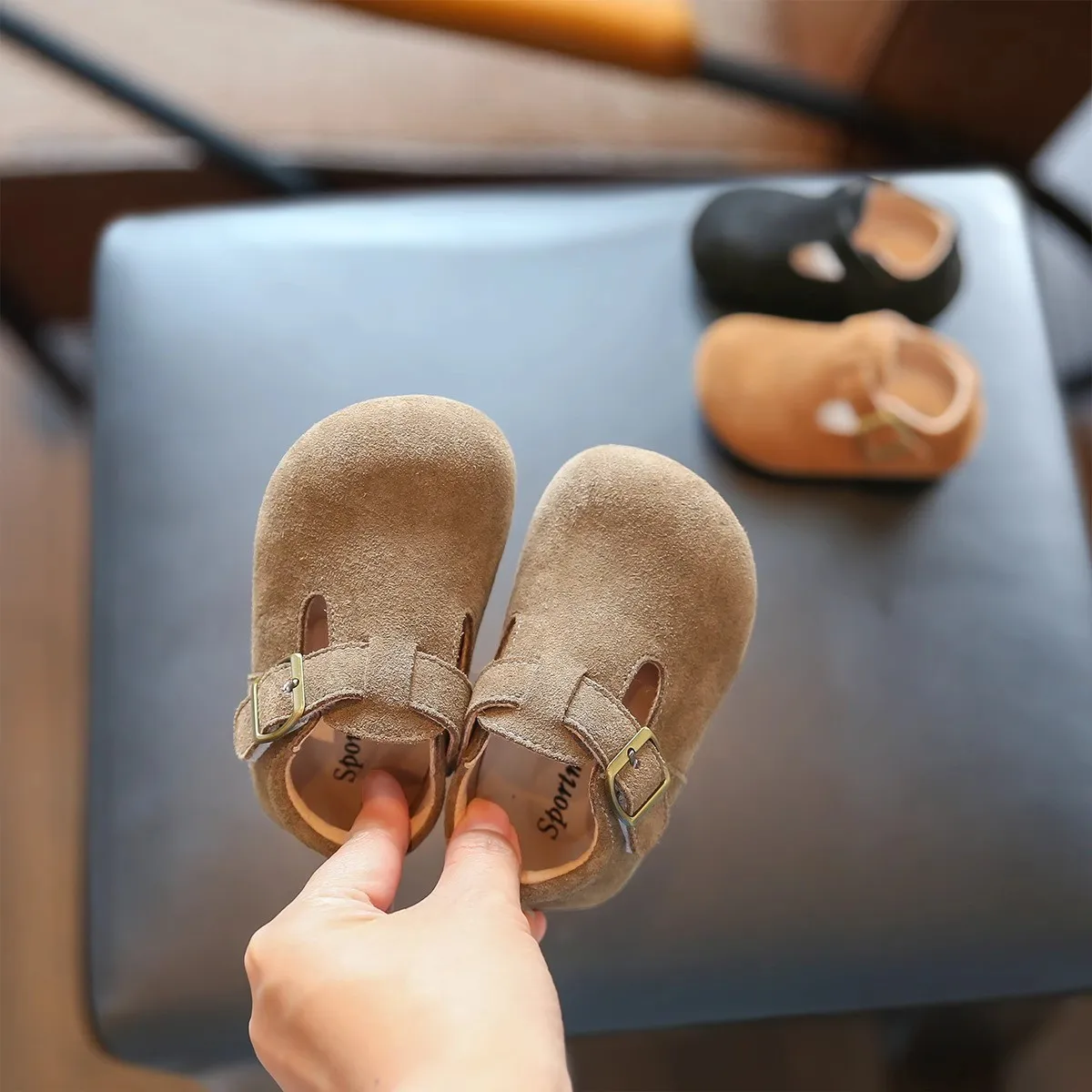 2026 Autumn New Kids Leather Shoes Soft Sole Toddler Walking Shoes For Baby Girls Boys Non‑Slip Casual Single Shoes Footwear For
