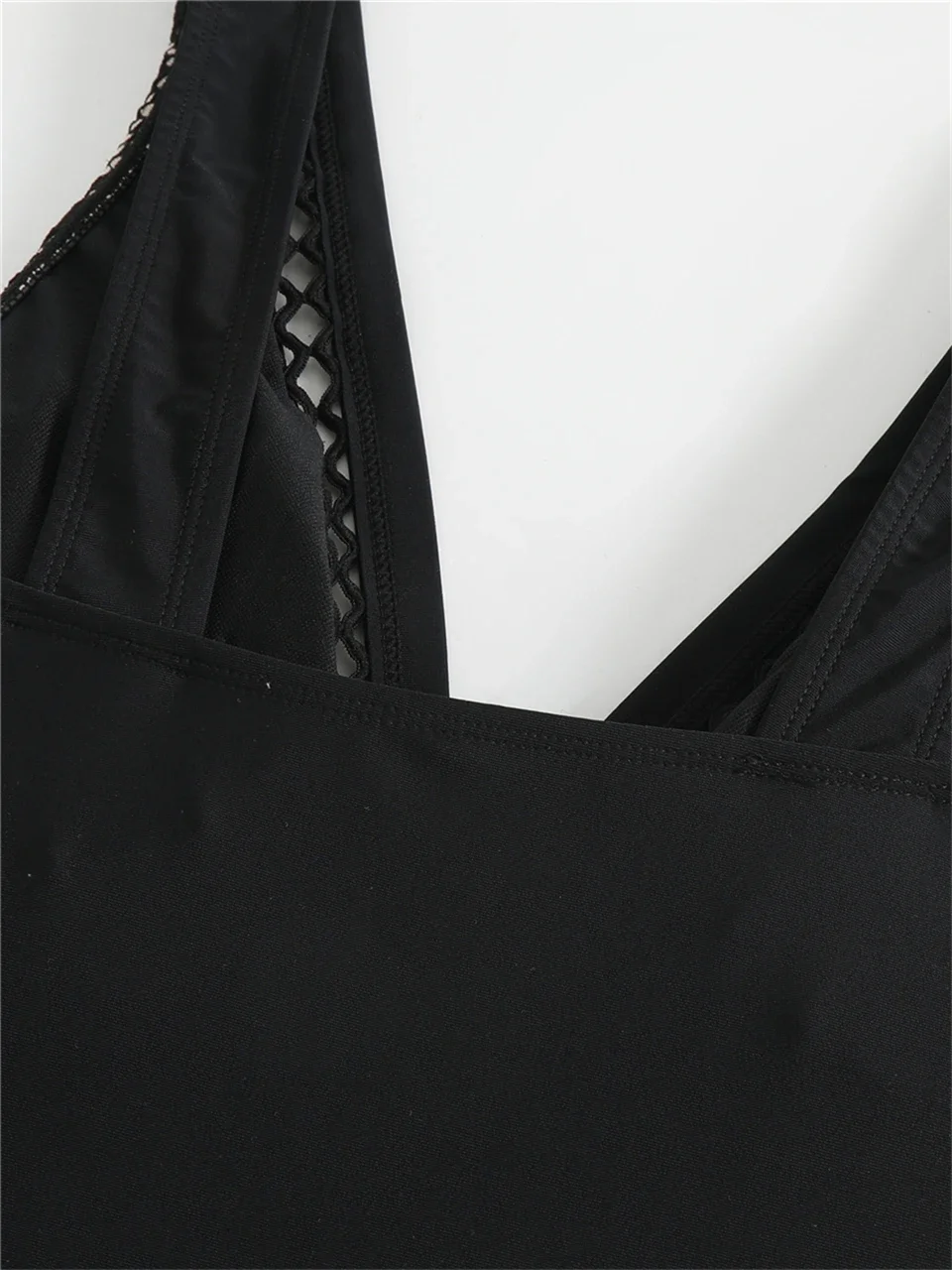 2023 Sexy Mesh Swimsuit Women One Piece Solid V-Neck Swimwear Female Sexy Bathers Bathing Suit Padded Beachwear Swimming Summer