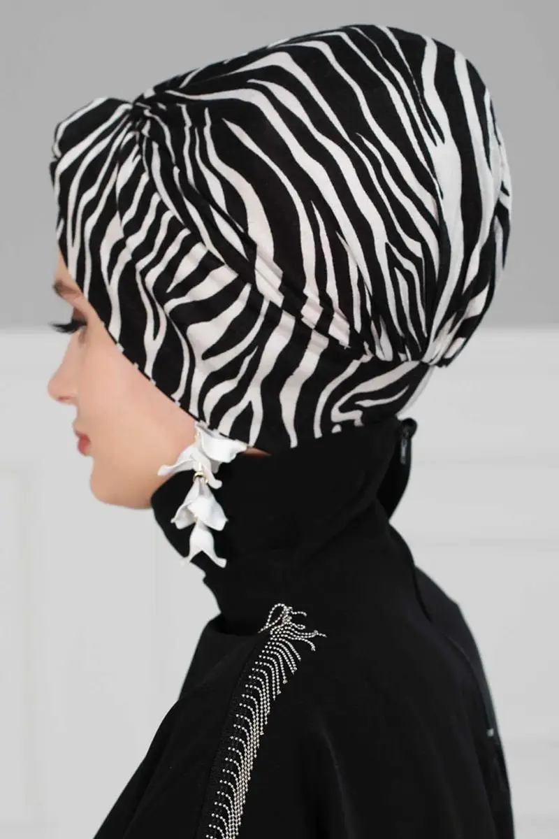 Mihrace Penye Bone Zebra Patroon