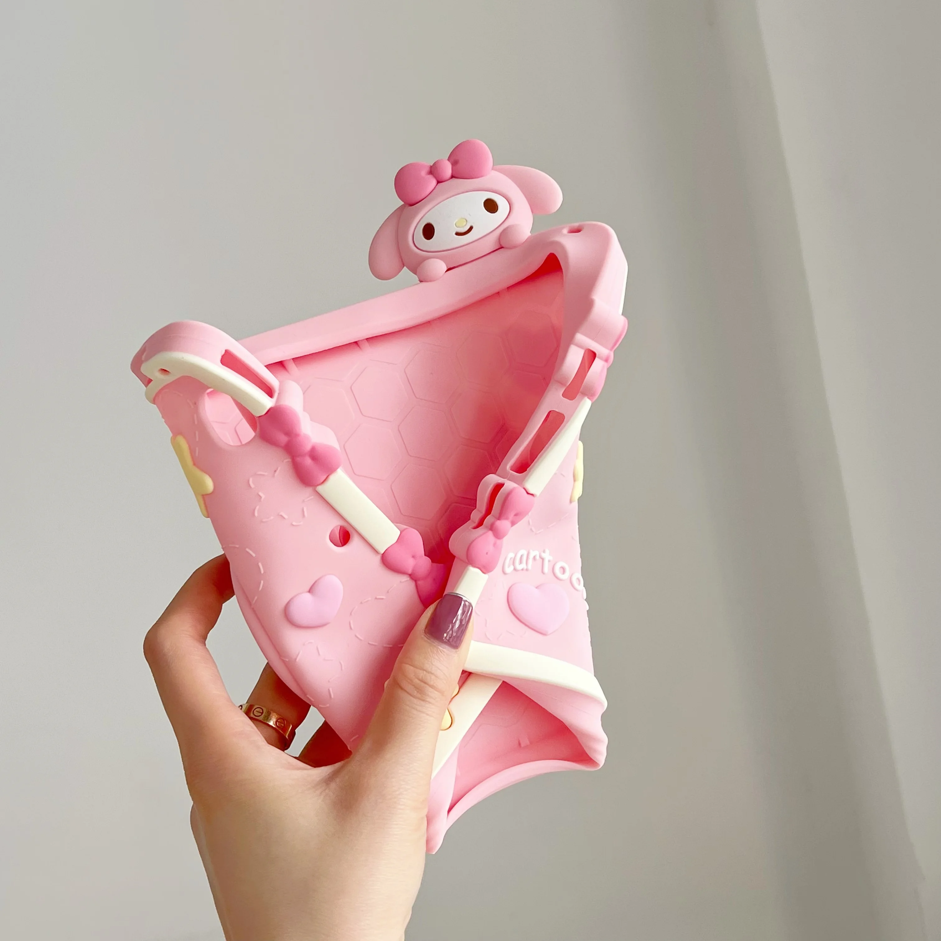 لباد 10.2 7th 8th 9th 10th Gen Air 3 4 5 10.9 Pro 11 12.9 بوصة Mini 6 9.7 A16 2025 بلدي ميلودي الاطفال اللوحي غطاء سيليكون