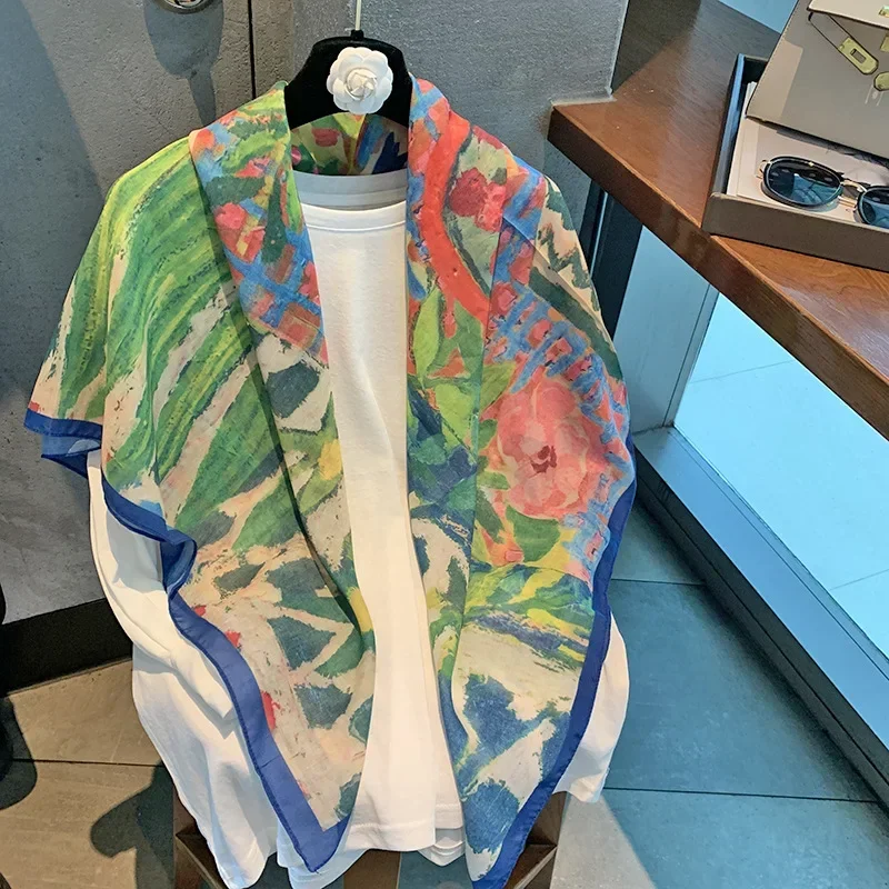 Uniwersalny letni szal damski w stylu francuskim vintage z nadrukiem, chroniący przed słońcem, duży jedwabny kwadratowy szal podróżny, wielofunkcyjny szal uniwersalny.