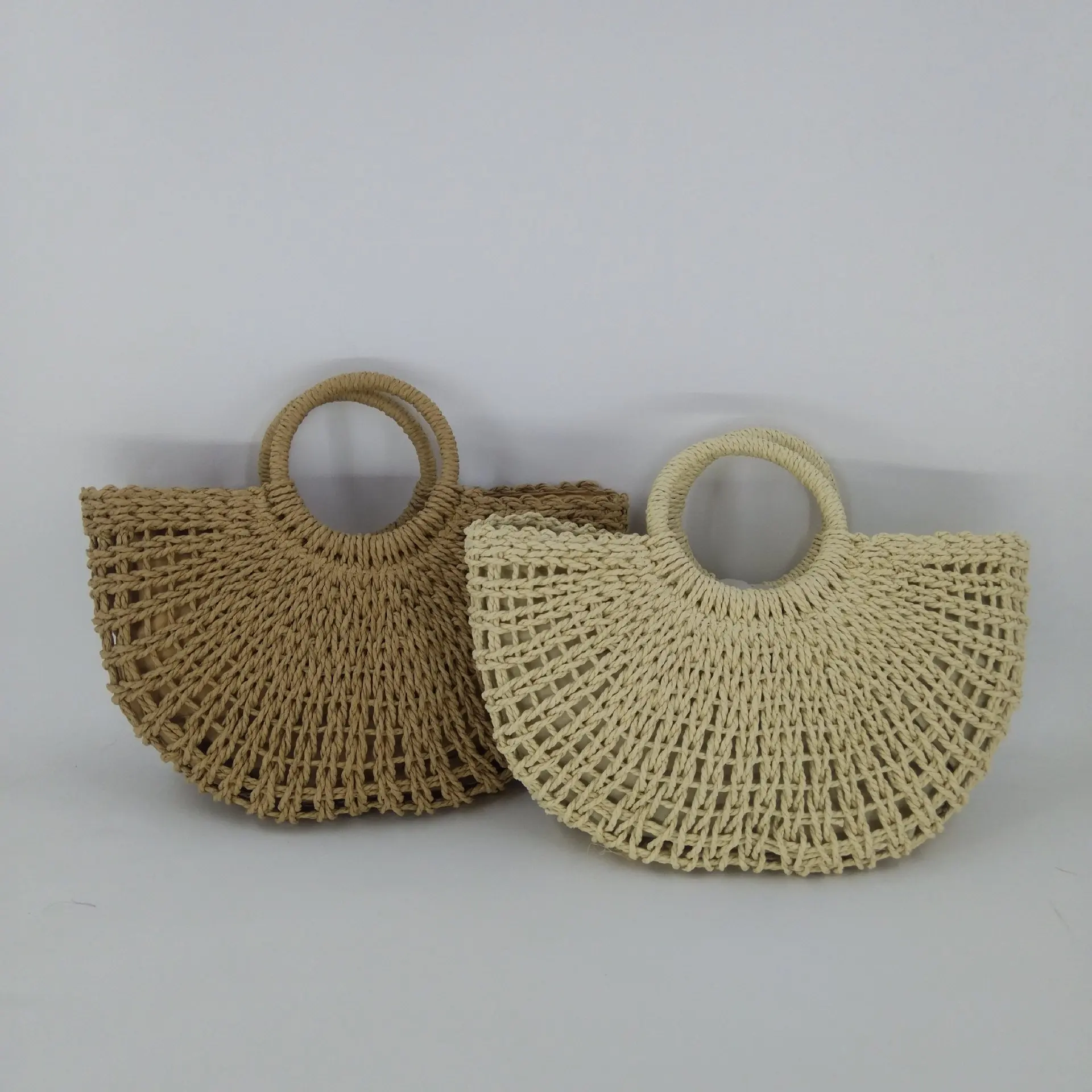 

Women Straw Woven Top-Handle Bag Summer Half-Moon Shaped Rattan Bags Casual Large Capacity Beach Bag for Travel Ladies Handbags