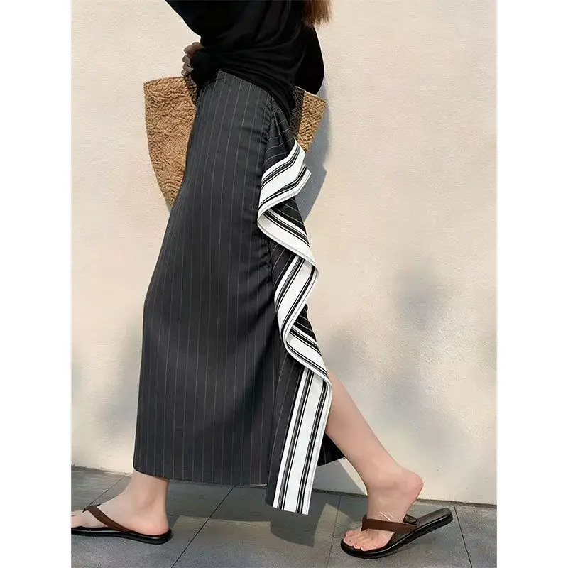 

Lotus Leaf Splicing Gray Striped Back Split Skirt Women's Design Sense High Waist Straight Skirt