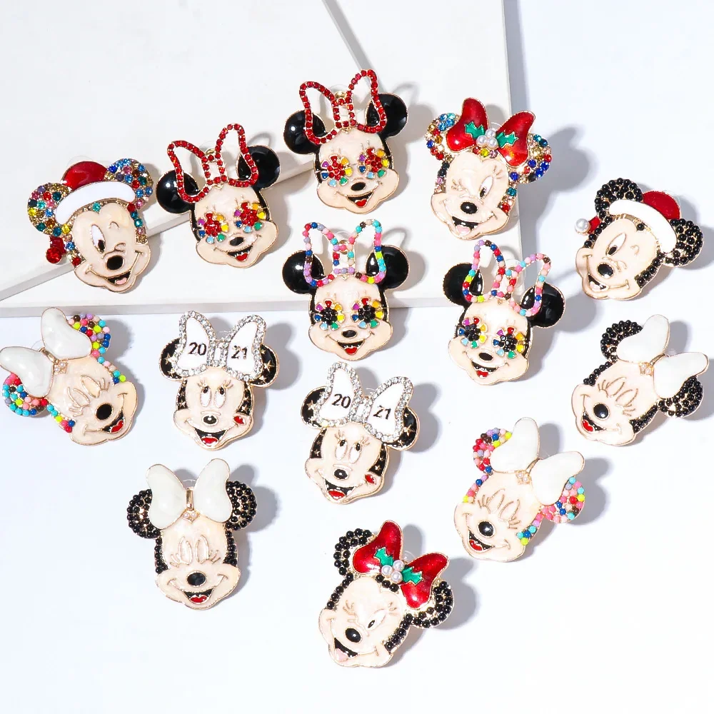 Mickey Disney Fashion Stud orecchini per ragazze Anime figure gioielli topolino Minnie Cartoon orecchino regali di compleanno per bambini