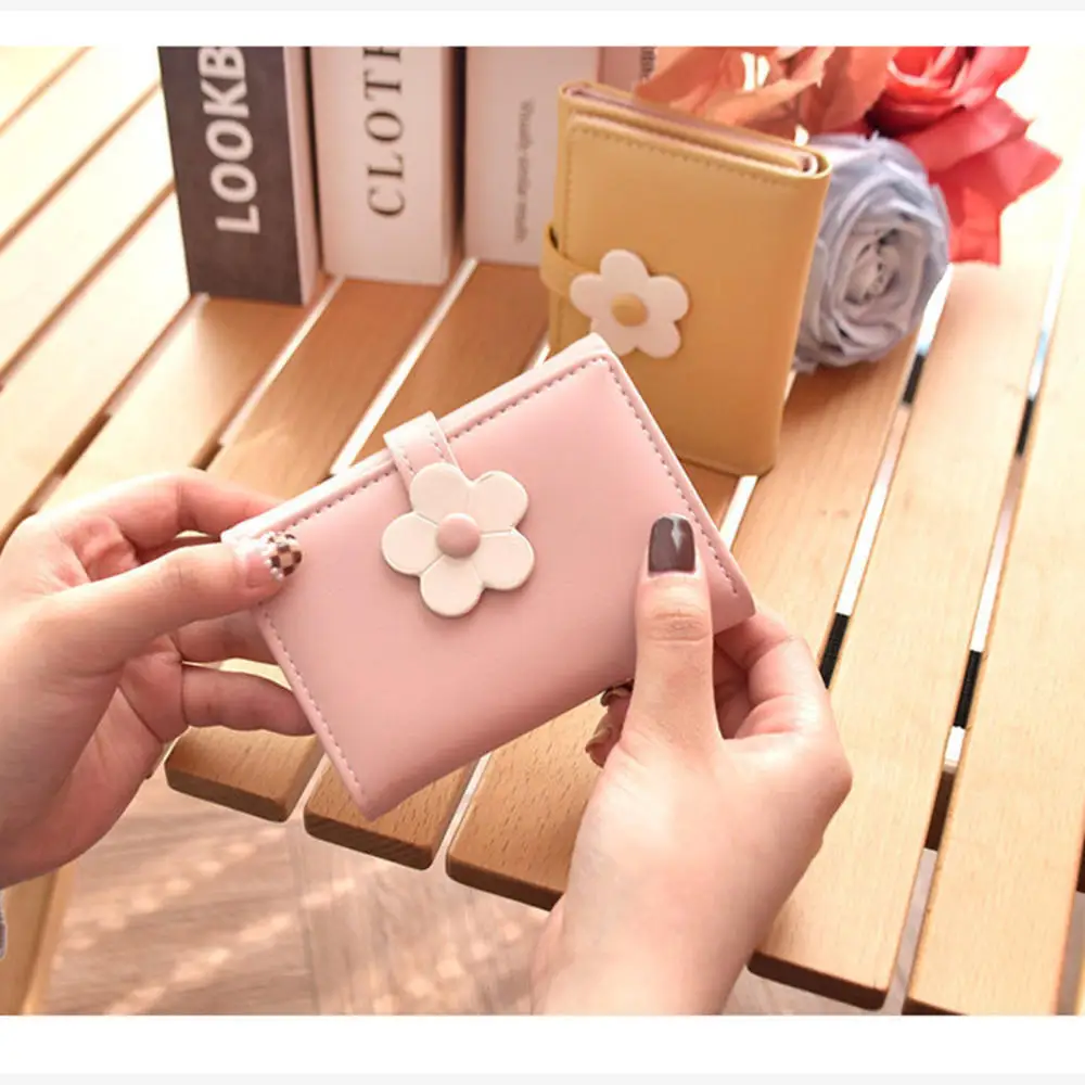 Cute Small Wallet for Girls Women Tri-folded Wallet Cash Pocket Flowers PU Leather Print Card Holder Coin Purse with ID Window