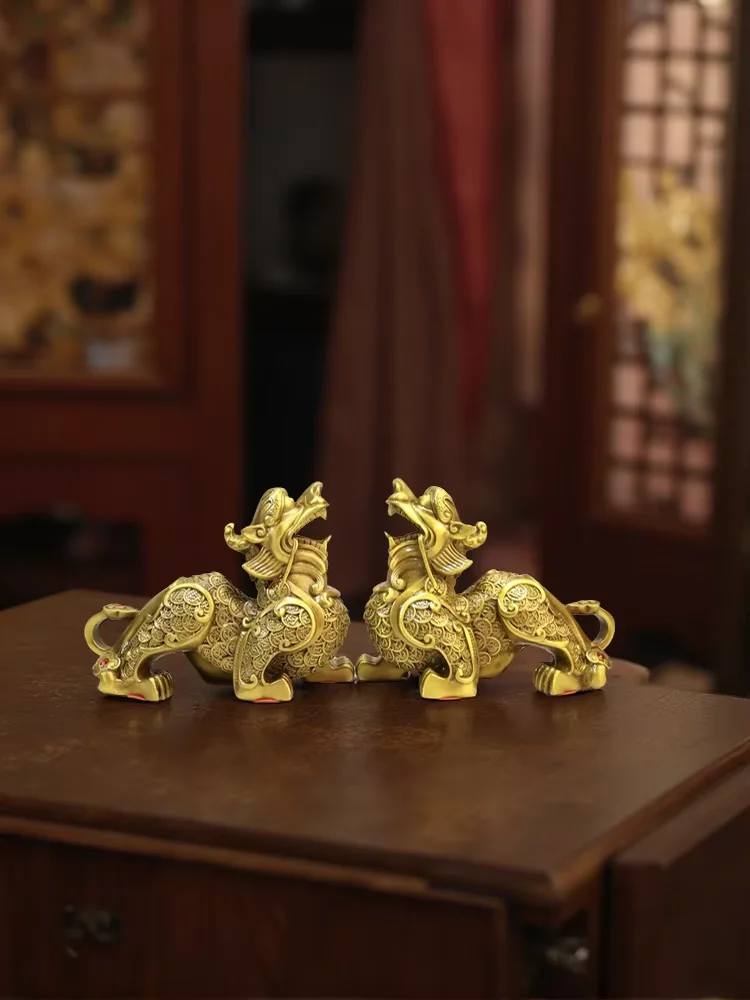 Old Brass brave troops statue Pi Xiu Coin ingot tattoo A pair of divine beasts Wenfang screen Amass wealth Town house Exorcism