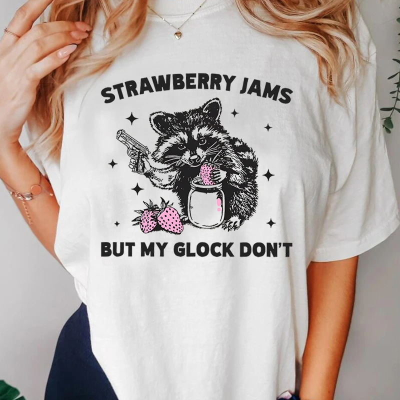 

Funny Raccoon Strawberry Jams T Shirt Women Cotton Round Neck Tshirt Streetwear Short Sleeve T-shirt Summer Fashion Tee Oversize