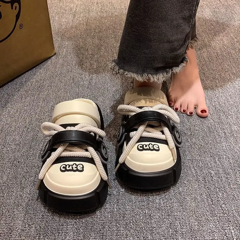 

Женские сандалии в стиле панк, тапочки, летняя новая уличная одежда, Hole oes Roman Sle, материал из искусственной кожи