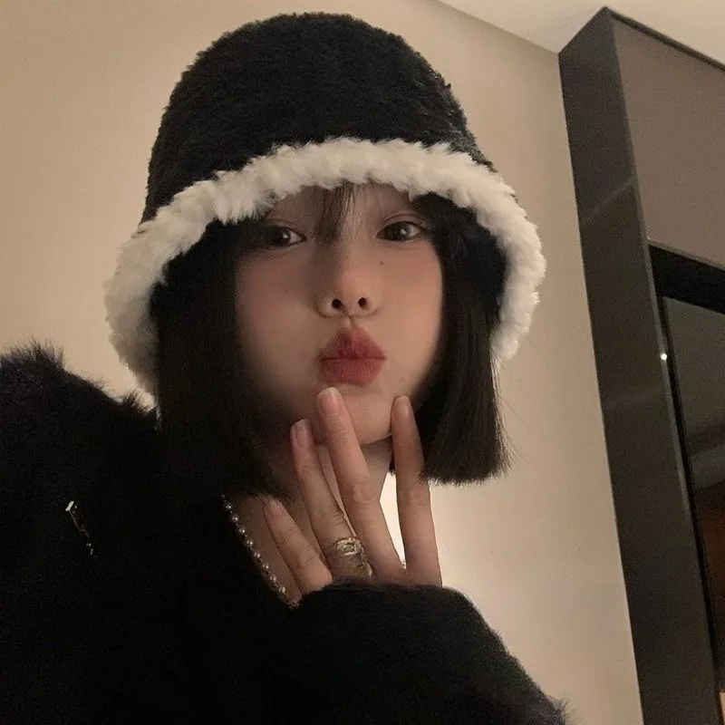 Ladies Bucket Hat Black Plush Hat Autumn and Winter Small Fragrance Show Face Small Plain Knitted Bucket Confinement Hat