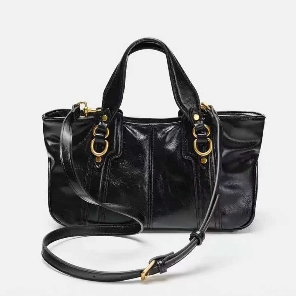 

Luxury Designer Bags for Women Handbags Fashion Quilted Shoulder Bags NEW Metal Decoration Crossbody Bag Soft PU Leather Purses