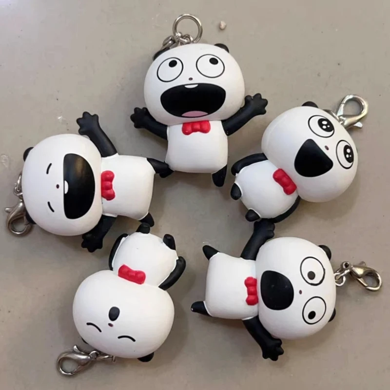 

Новая супер милая и милая фигурка панды с улыбающимся лицом, кавайный рюкзак, подвесные украшения, брелок для телефона, праздничные подарки для девочек