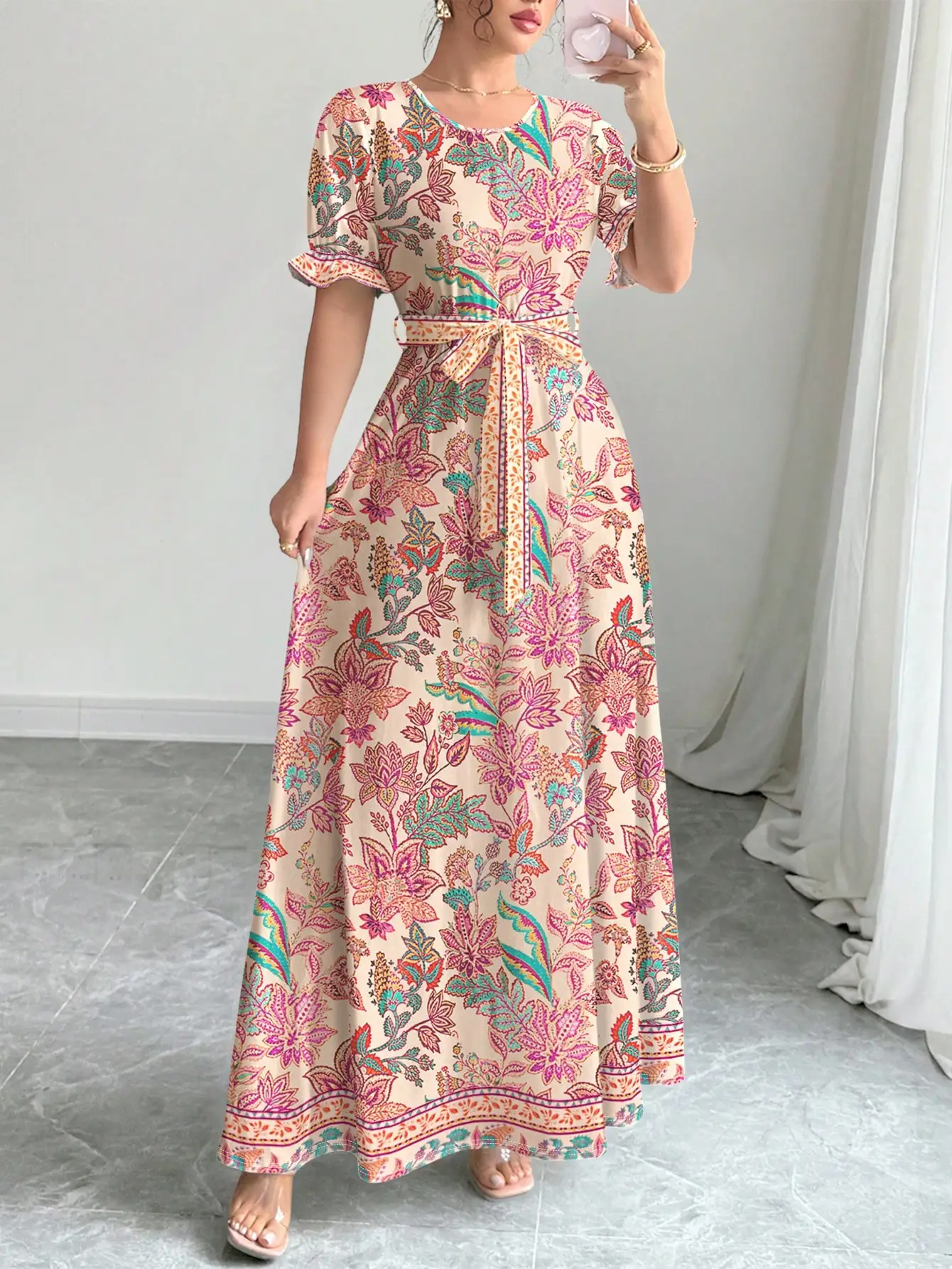 

Богемное платье макси с цветочным принтом, завязками на талии и рукавами с рюшами