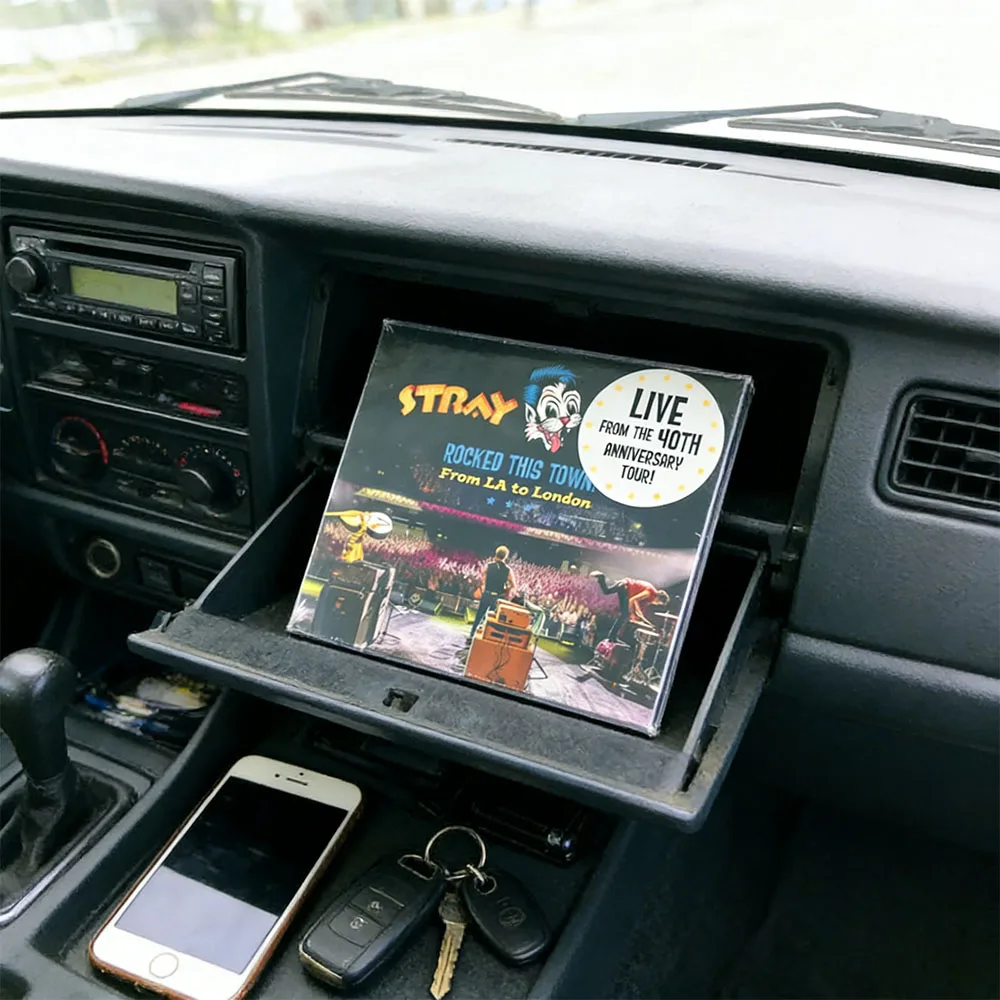 

CD-альбом "Rocked This Town From LA To London" — это альбом к 40-летию американской группы Stray Cats, выпущенный 9 сентября 2020 года.