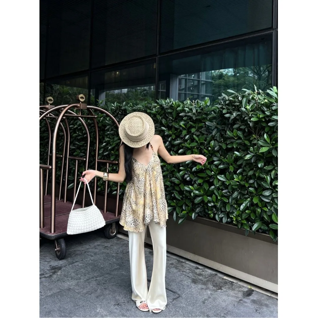 

2026 New Summer Women's Irregular Leopard Print Halter Neck Camisole Vest Fashion Casual Straight Leg Pants 2 Piece Set