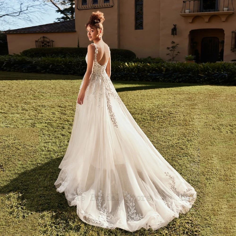 Customized Spaghetti Straps Wedding Dresses V Neck Sleeveless Bridal Gowns Appliques Sweep Train A-Line Vestidos De Novia 2025