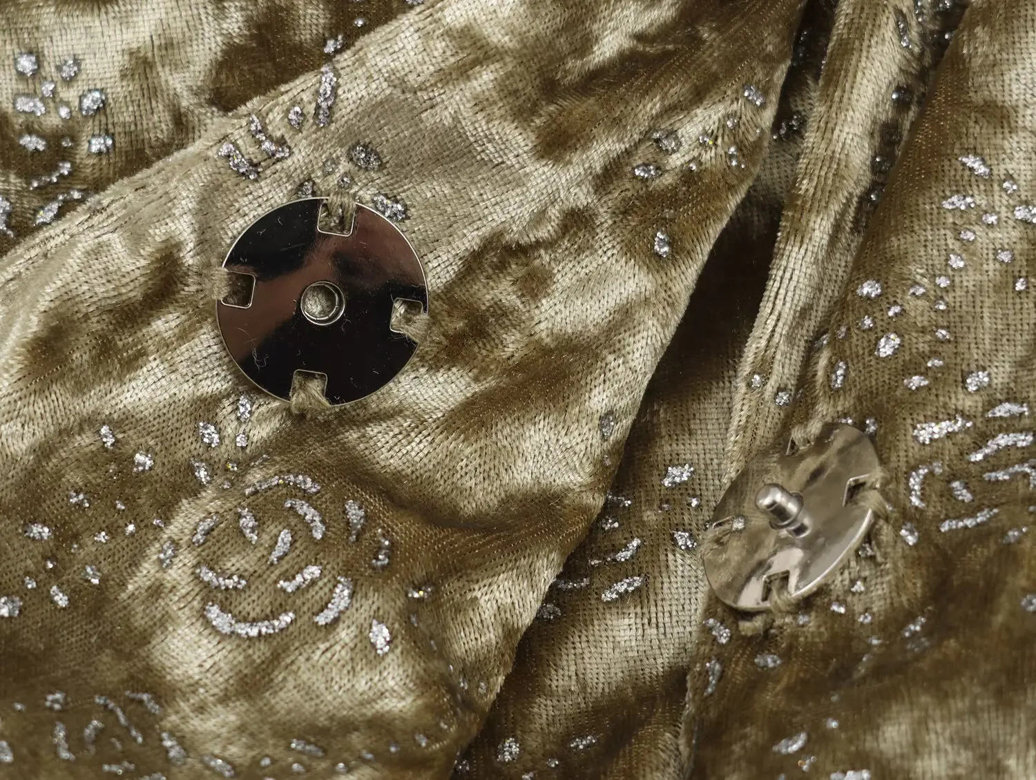 2025 nouveaux vêtements pour femmes: veste à manches longues en velours métallique à la mode de Style européen et américain avec ceinture