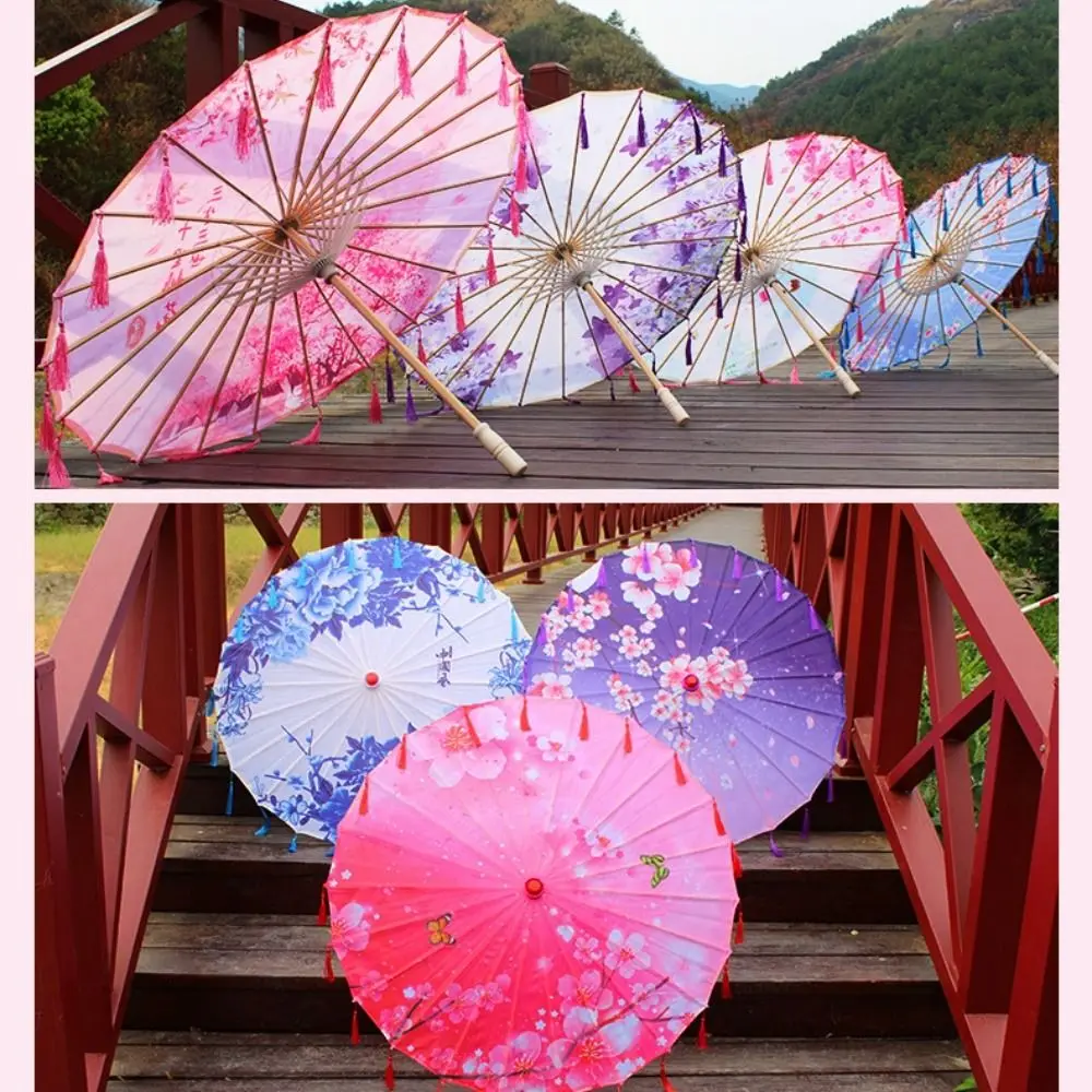 56 cm Paraplu Fan Chinese Antieke Stijl Zijden Doek Prop Dans Paraplu 10 Kleuren Kwastje Cosplay Hanfu Olie Papier Paraplu