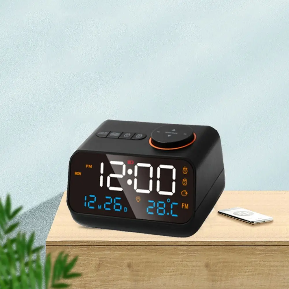 

Adjustable Volume FM Radio LED Alarm Clock USB Charging Hygrometer Small Digital Clock Memory Function Voice Control Sleep Timer