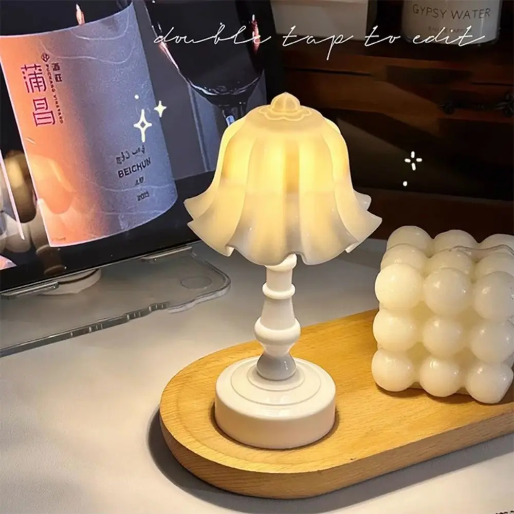 New Creative Table Lamp Retro Photography Prop Bedroom Desk Lamp Desktop Ornaments Atmosphere Light Flower Shape Night Light