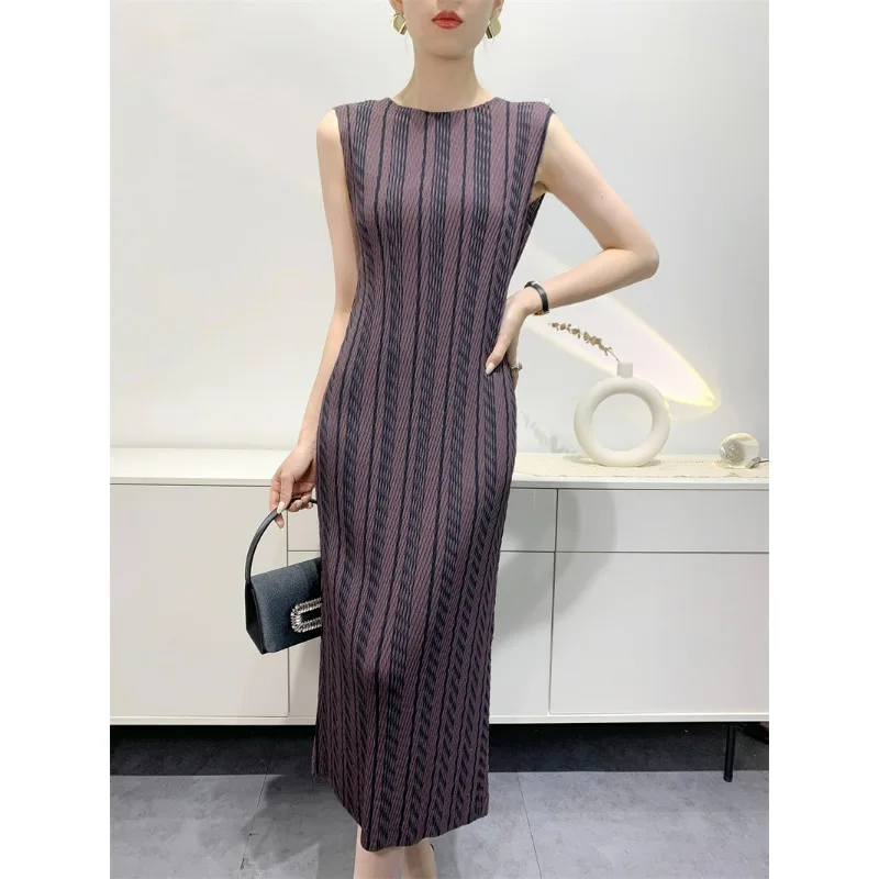 

Miyake 2024 Summer Fish Scale Pleated Printed Dress Women's Mid Length Tank Top Dress Split Fashion Tight Elastic Wrap Hip Skirt