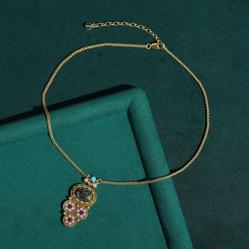Vintage Mossy Natural Stone Pendent Necklaces Pearl Red Flowers Gold Color For Women 2026 Mother Day Elegant Luxury Gifts