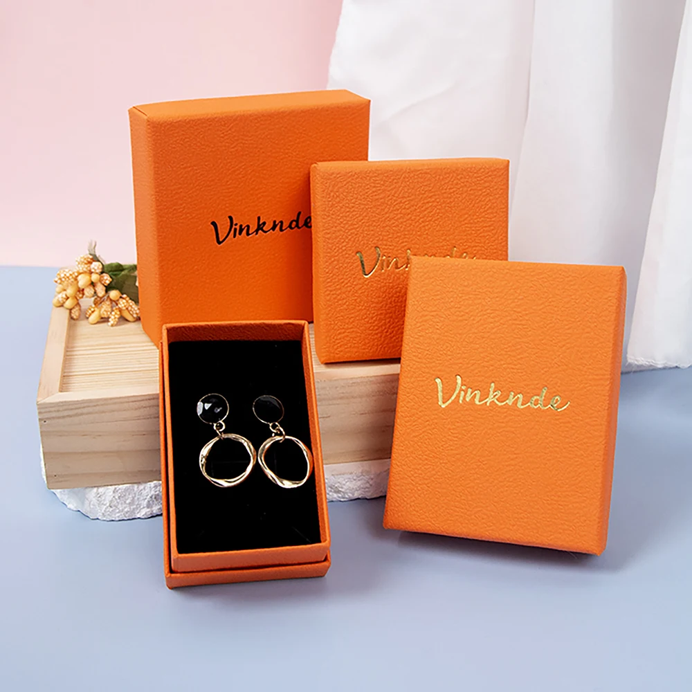 صندوق مجوهرات فاخر مخصص للسفر منظم هدايا تخزين الورق المزخرف باللون البرتقالي مع شعار أقراط مطبوعة وخواتم للمجوهرات #1