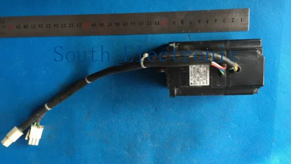 SGM-02A3G36   servo motor ,  In good working condition, free shipping a