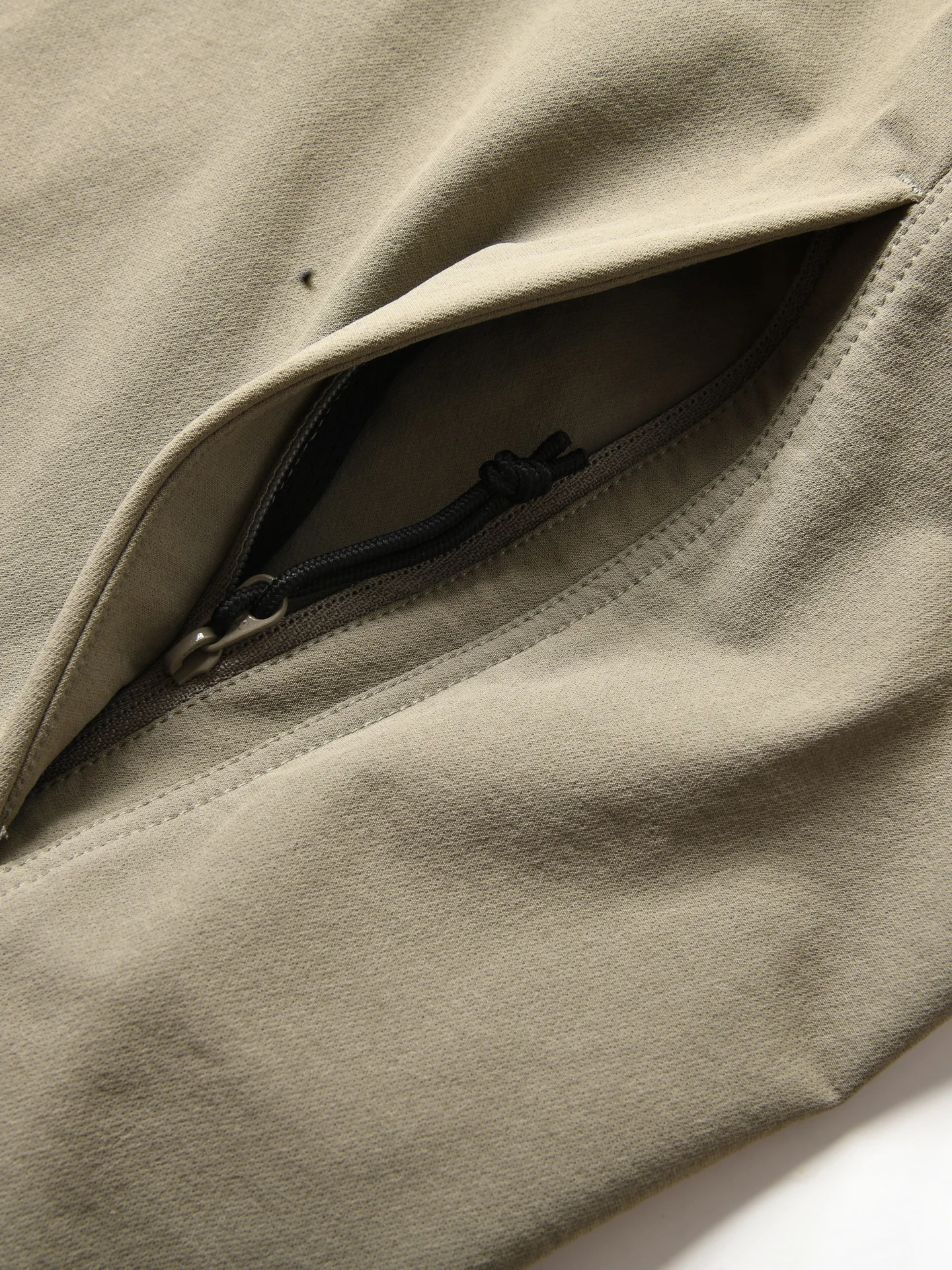 New American Style Outdoor Windproof Water-resistant Tactical Hooded Soft  Jacket Men's Autumn Casual Sports Coat