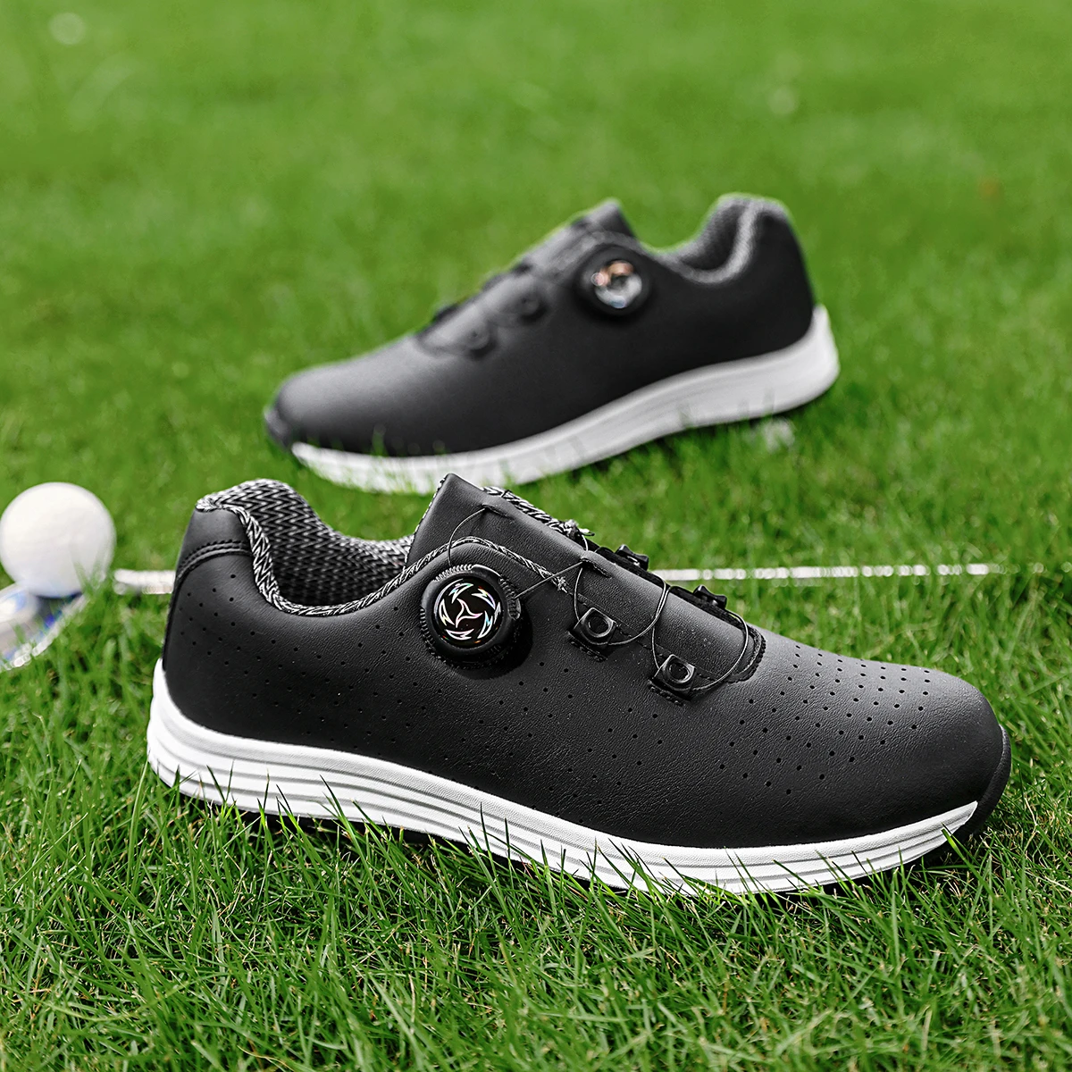 Men's Golf Shoes, New Style, Fashionable, Simple, Versatile, Solid Color, Waterproof Upper, Versatile, Stylish, Casual Sports Shoes for Men, Outdoor Youth Fashion, Men's Rotating Buckle Design, Thick Sole, Height-Increasing, Non-Slip, Simple, Versatile White Shoes, Men's Fashion Outdoor Walking Casual Shoes
