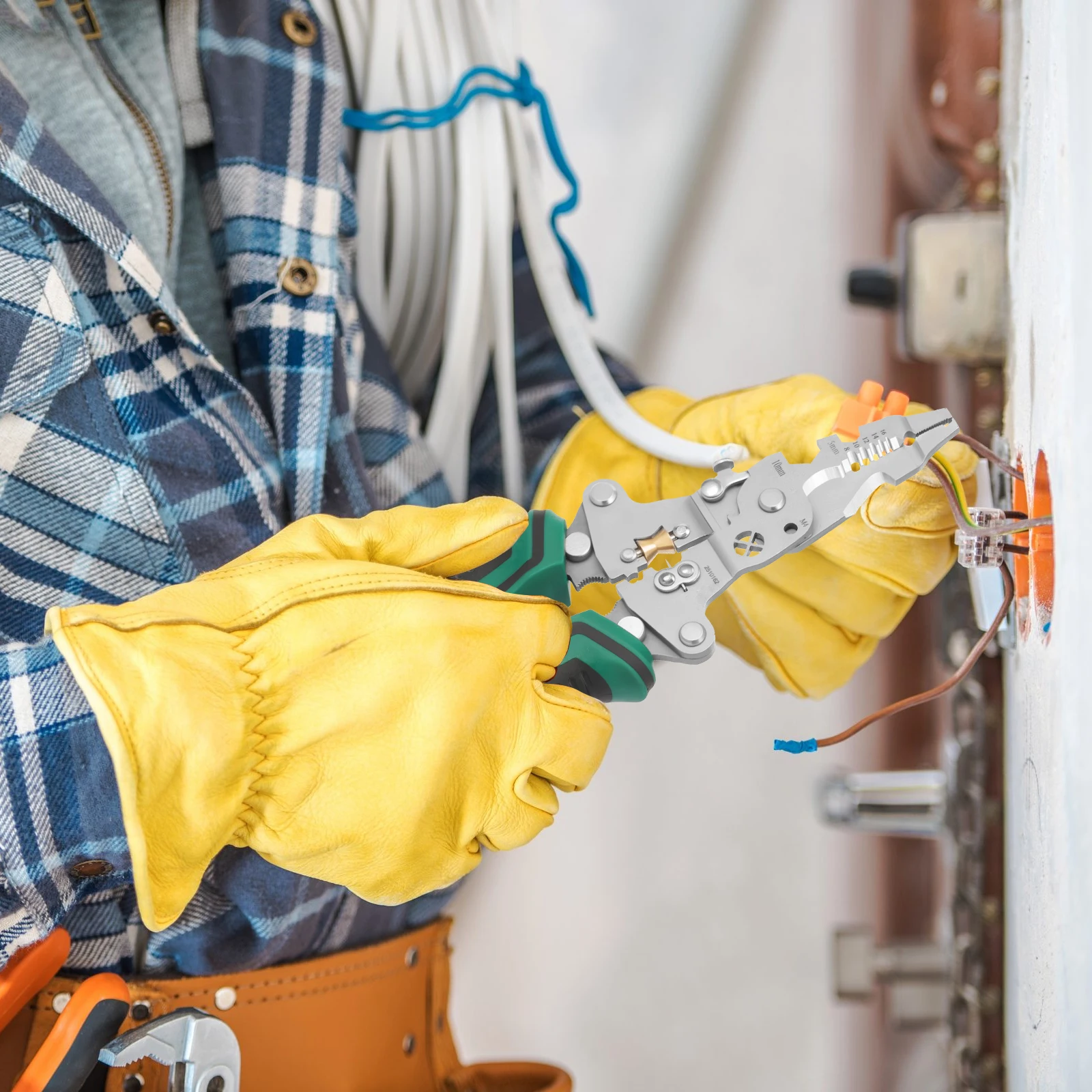 

Инструмент для зачистки и тестер проводов 18 в 1. ​ ​ Многофункциональный складной инструмент для зачистки проводов с плоскогубцами для тестера напряжения для зачистки и резки