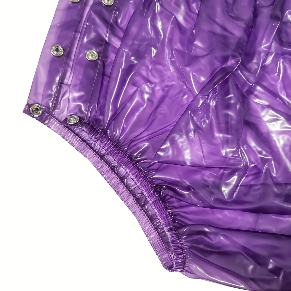 1PC Adult Plastic Diaper Cover Made of PVC Features 8 Pairs of Buttons That Can Be Fully Opened And Is Reusable L-5XL