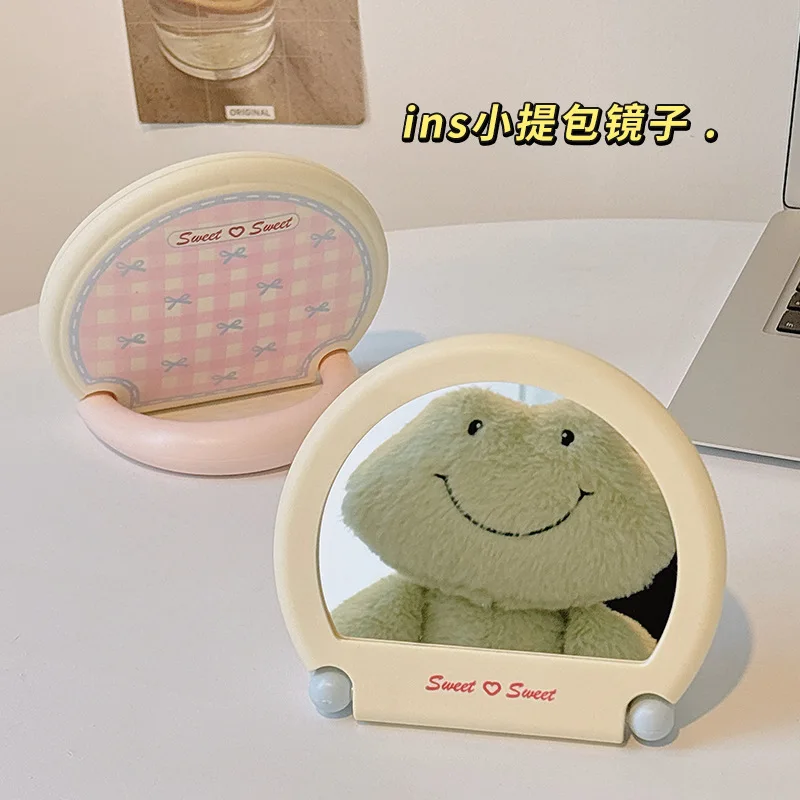 プリンセススタイルの化粧鏡、寮やオフィス用、壁掛けまたは卓上使用、角度調整可能