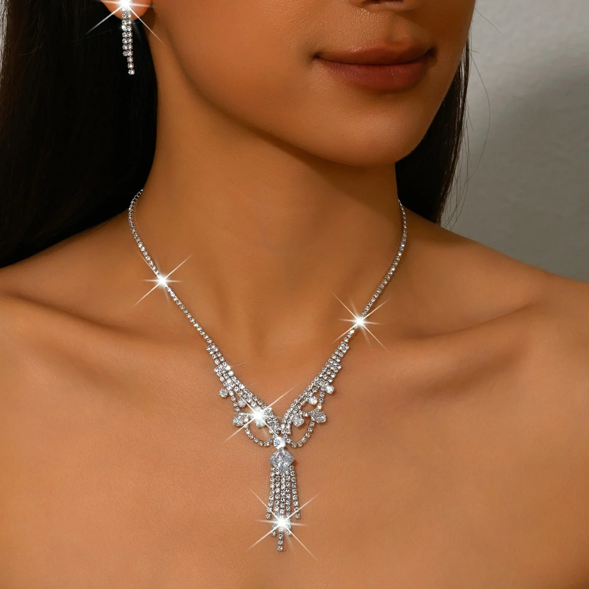 

2025 New Design Bohemian Retro Tassel Women's Necklace Earring Set Vacation Season Beach Party Daily Wearing